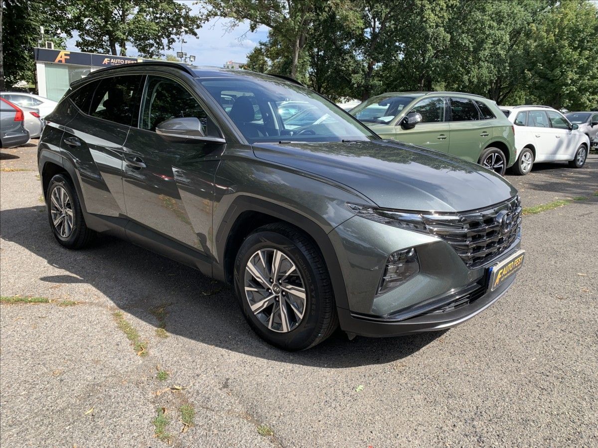 Hyundai Tucson, 1,6 T-GDI 4x4 ČR,SERVISKA,1.MA - fotka 3