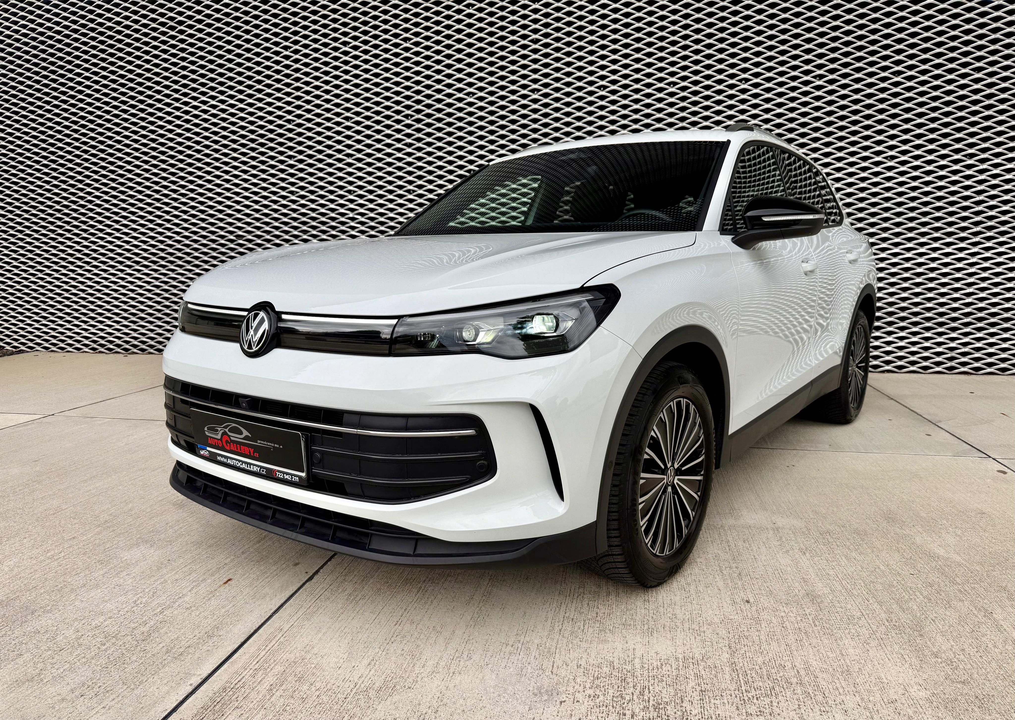 Volkswagen Tiguan, 1.5 ETSi DSG 110 kW - fotka 4