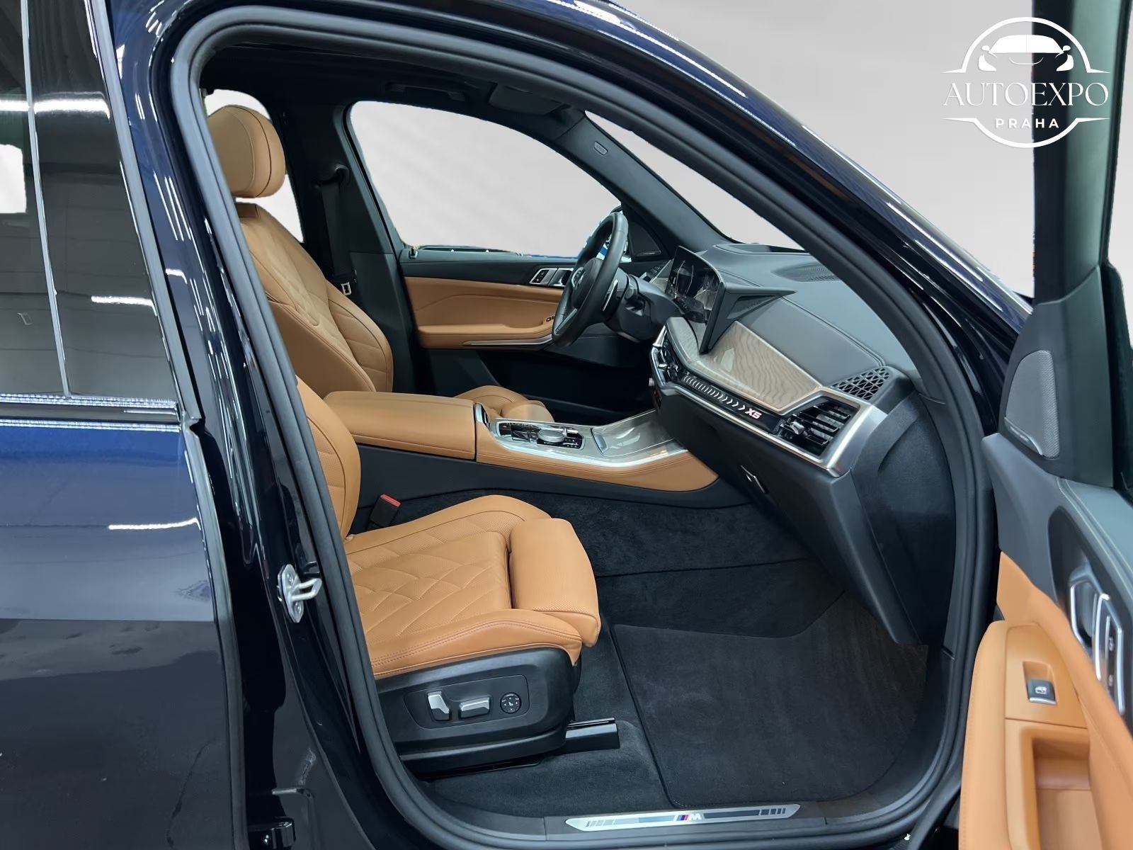 BMW X5, 30d xDrive*hnědá kůže*HUD* - fotka 6