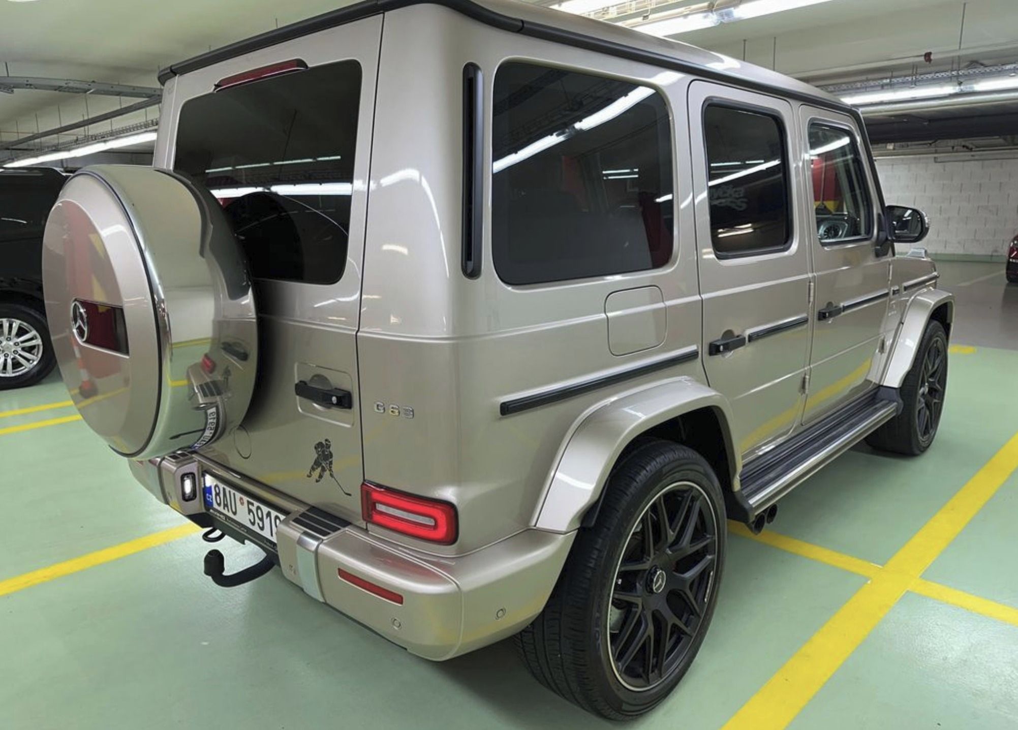 Mercedes-Benz Třídy G, 63 AMG / MAX výbava + Brabus - fotka 3