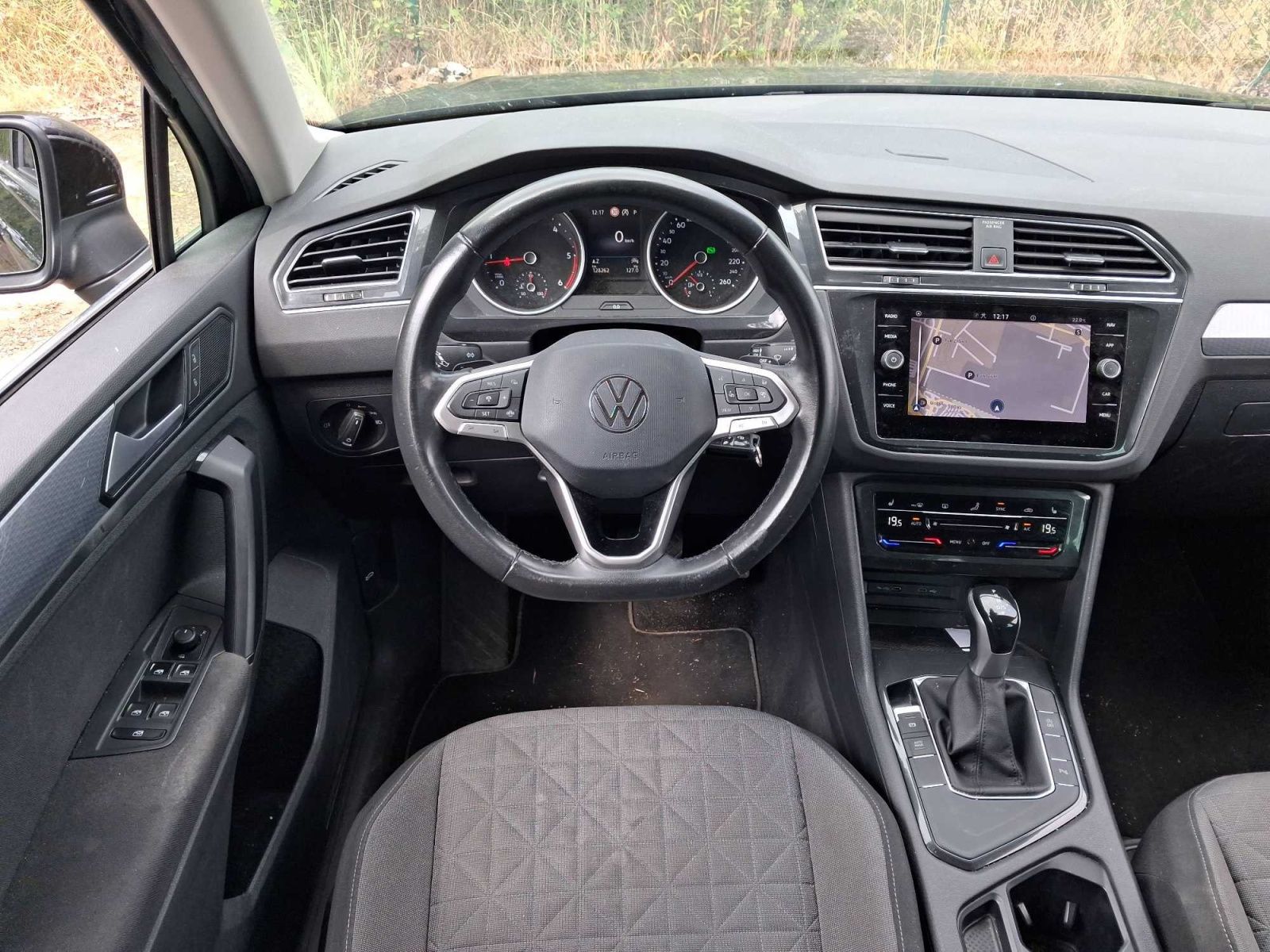 Volkswagen Tiguan, 2.0 TDI, Life, Automat, ČR - fotka 3
