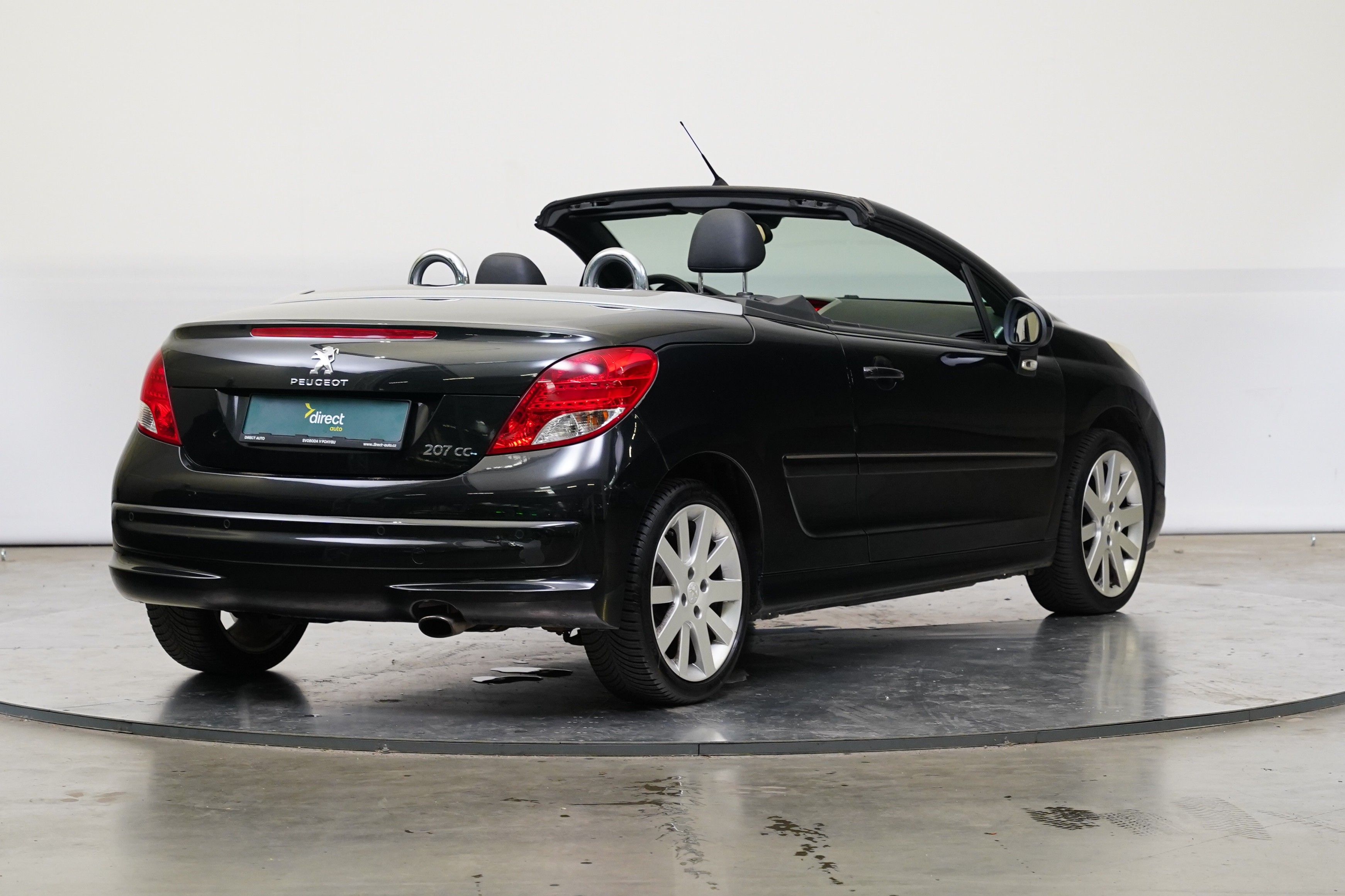 Peugeot 207, 1.6 i 88 kW Allure - fotka 2