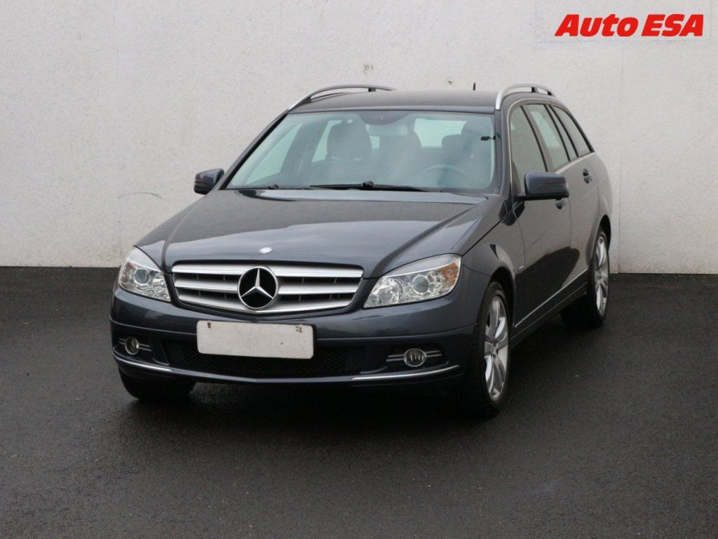 Mercedes-Benz Třídy C, 1.6,AT - fotka 3