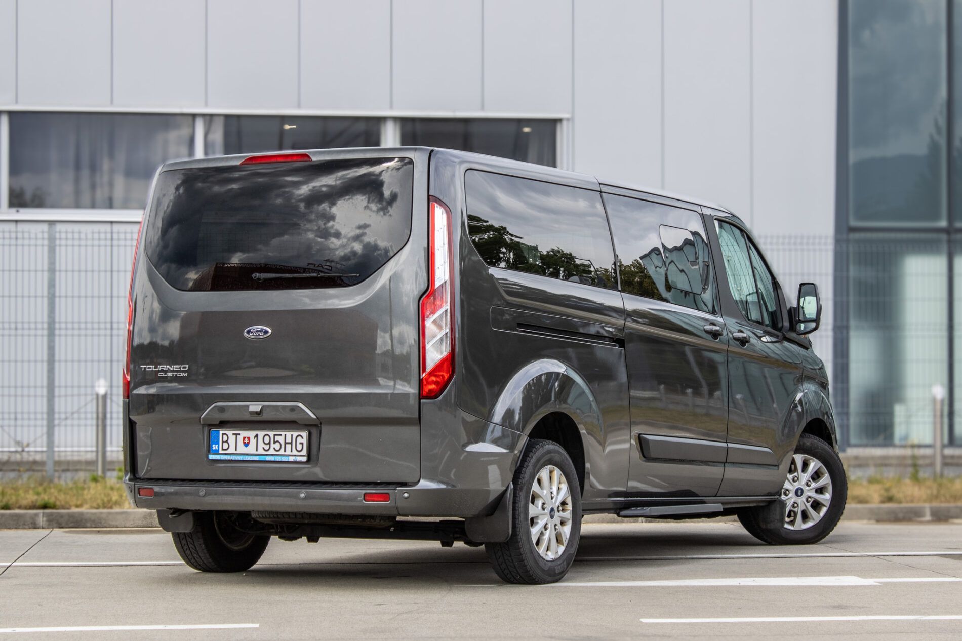Ford Tourneo Custom - fotka 5