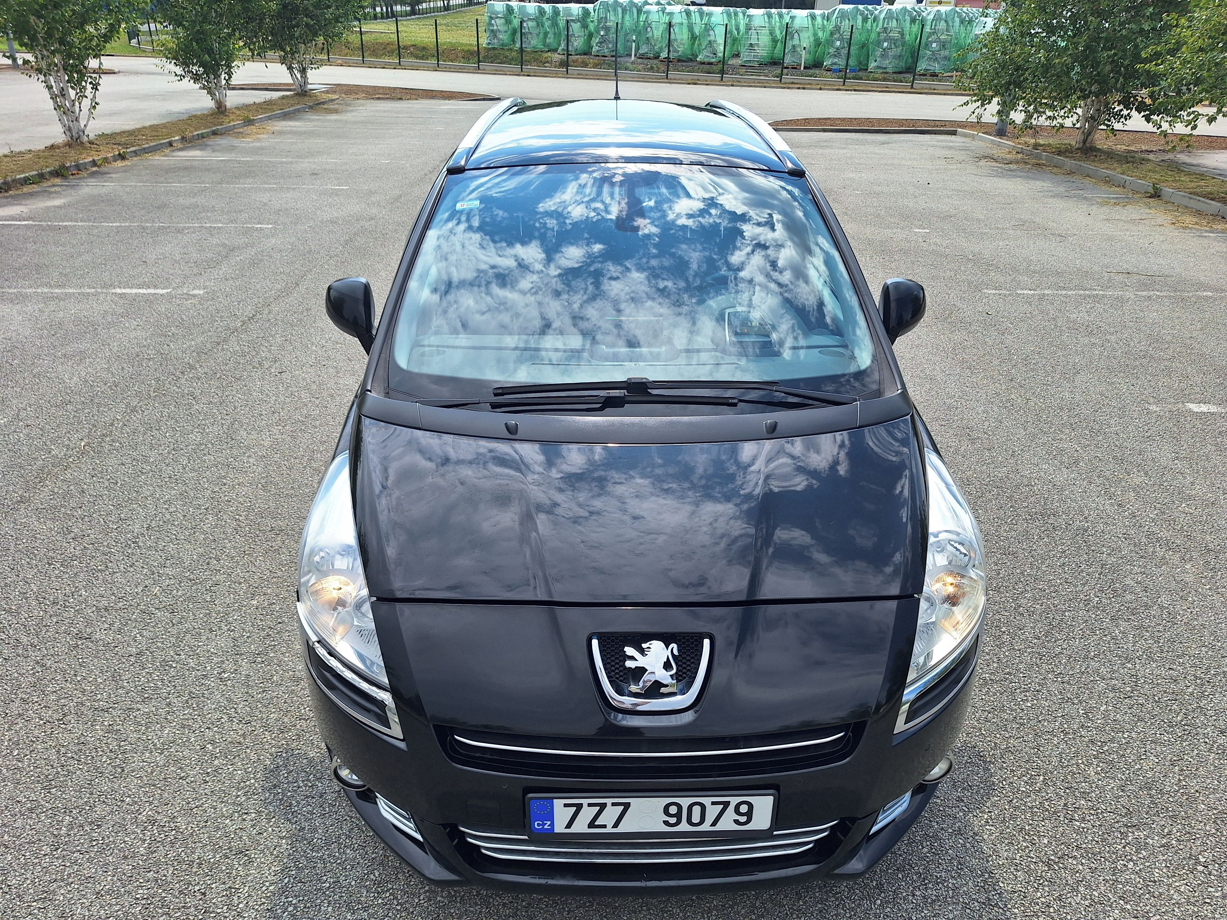 Peugeot 5008, 2.0 HDI 120KW, AUTOMAT, 7 MÍST - fotka 5