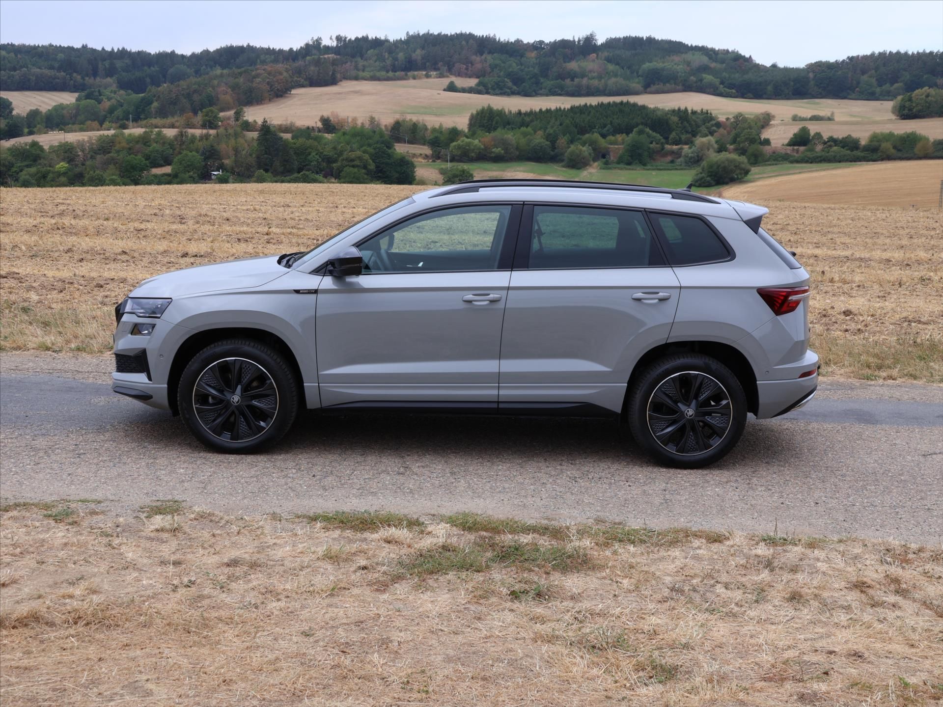 Škoda Karoq, 2,0 TDI 4x4 DSG Sportline DPH - fotka 4