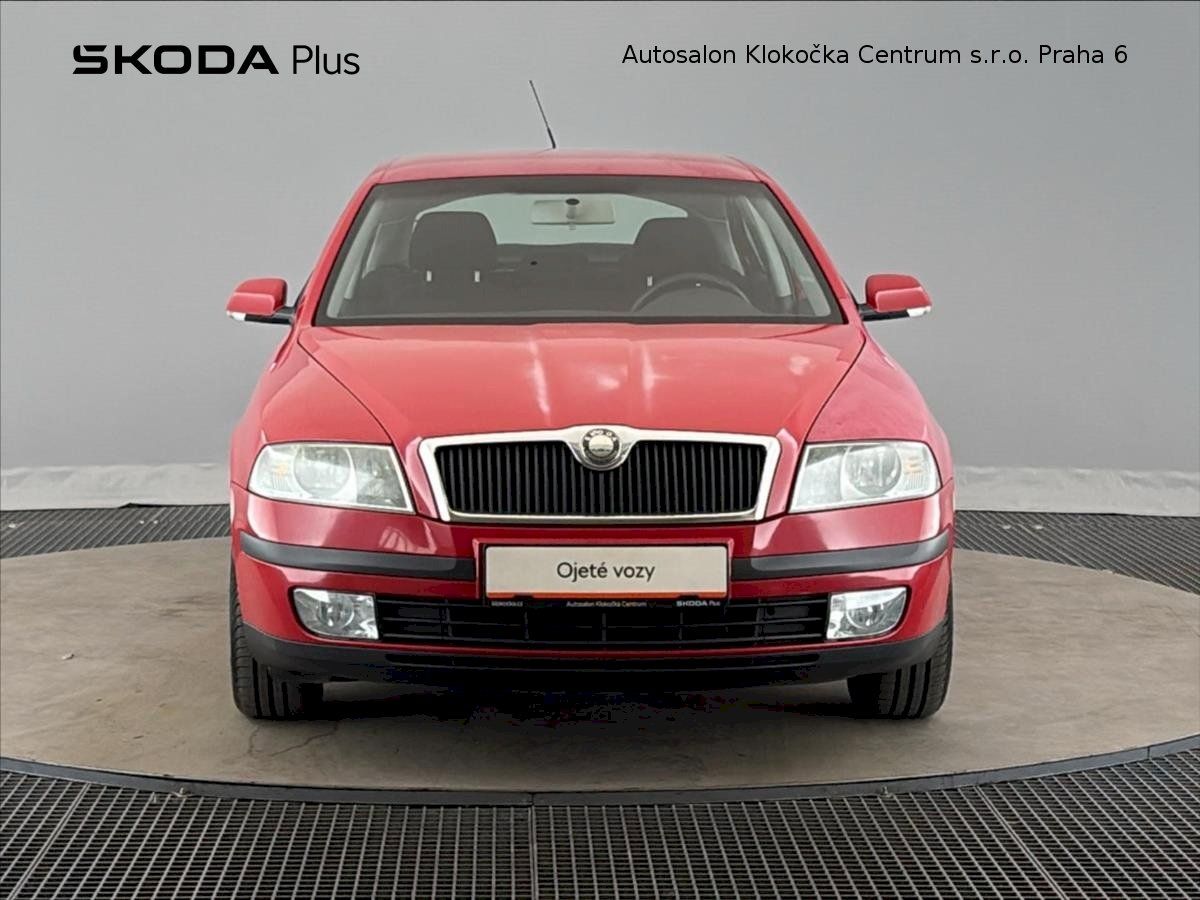 Škoda Octavia, TDI77 kW Ambiente - fotka 4