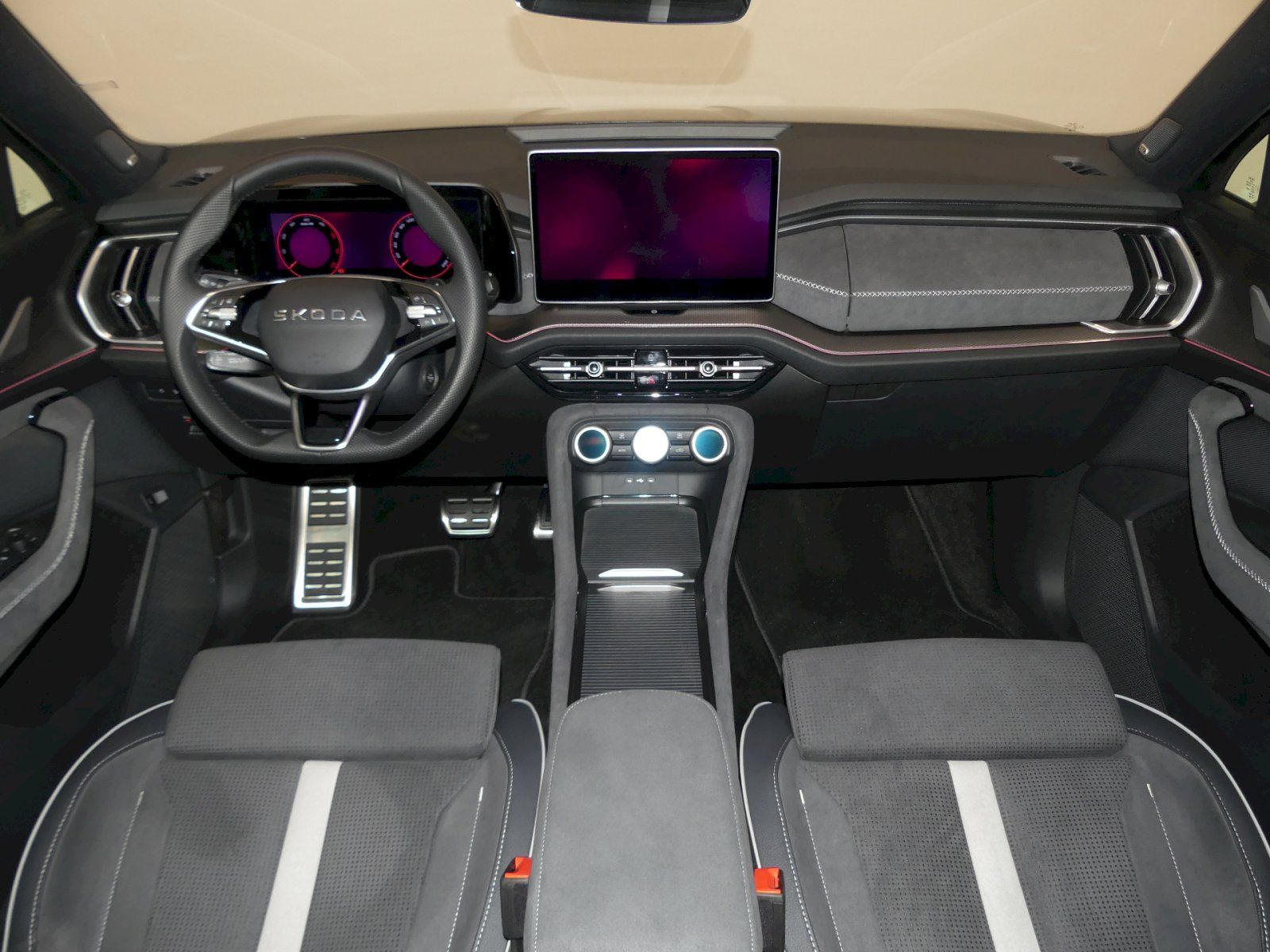 Škoda Kodiaq, SportLine 4x4 DSG 2.0TDI 142kW - fotka 5