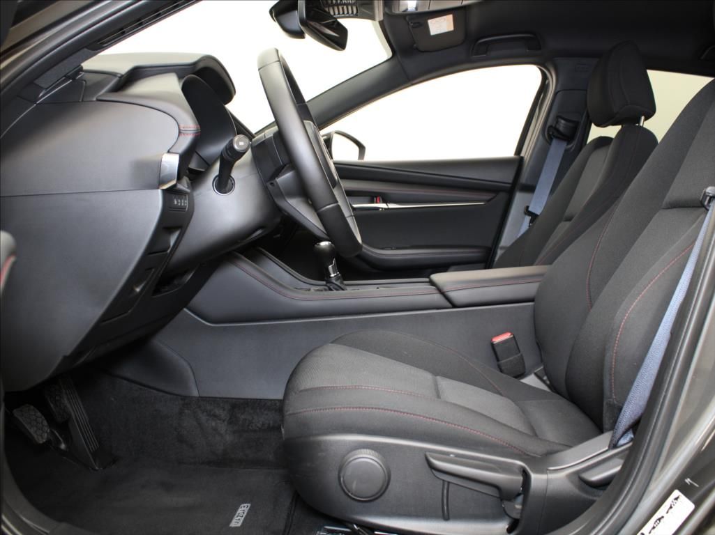 Mazda 3, 2,5 G140 Homura 34tkm.ČR - fotka 6