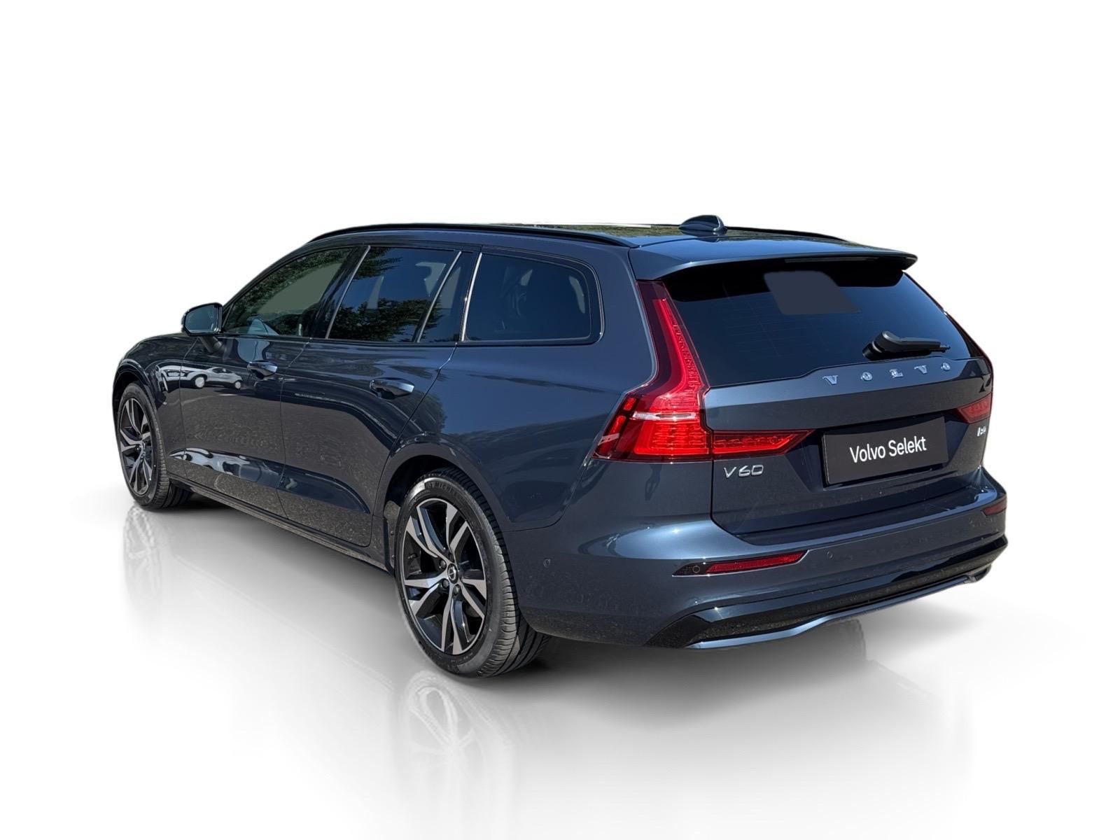 Volvo V60, B4 FWD PLUS DARK // 1. Maj. - fotka 3