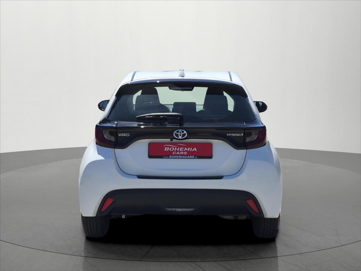 Toyota Yaris, 1,5 TNGA HEV 92-1 CVT ČR - fotka 6