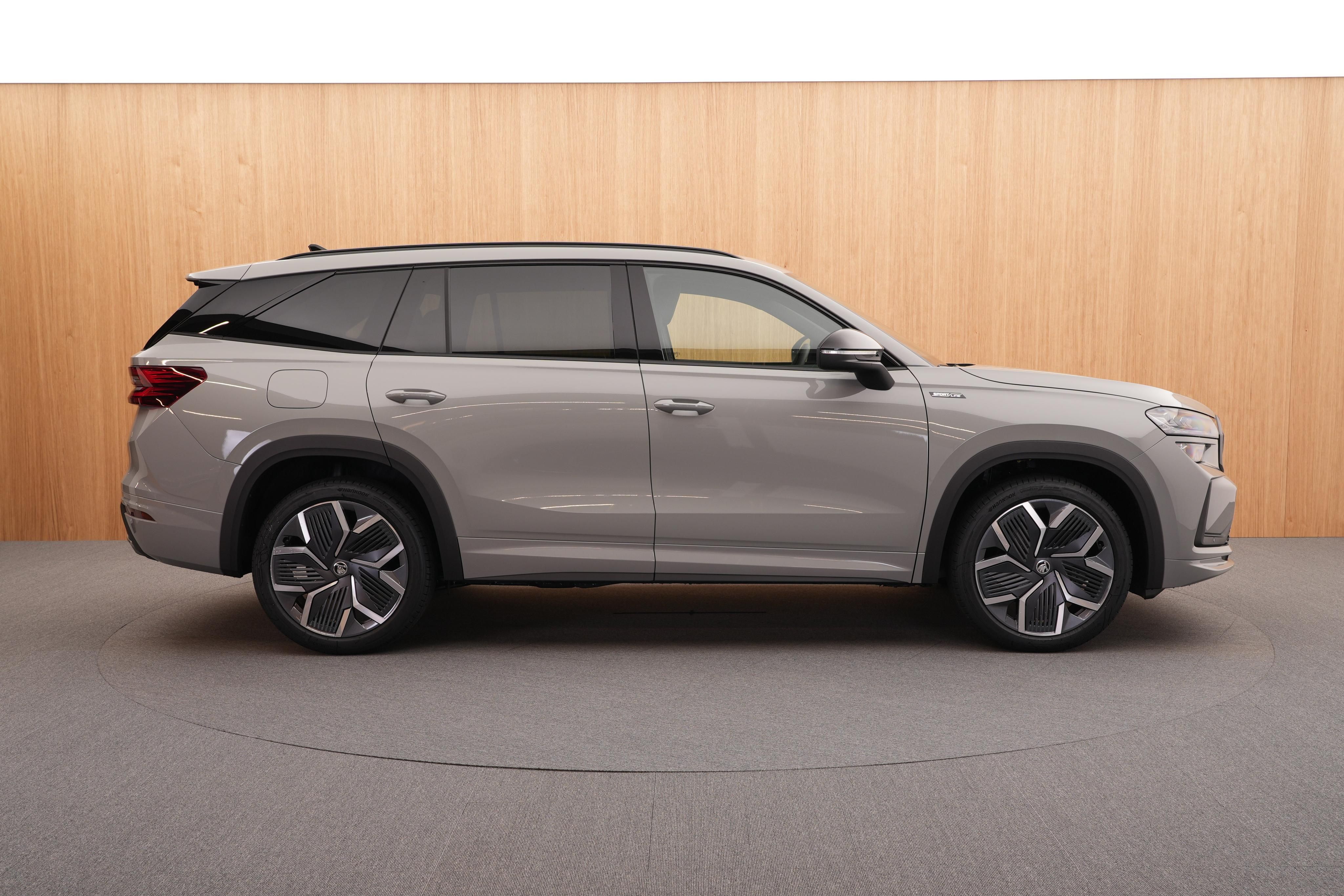 Škoda Kodiaq, Sportline 1.5 TSI DSG - fotka 5