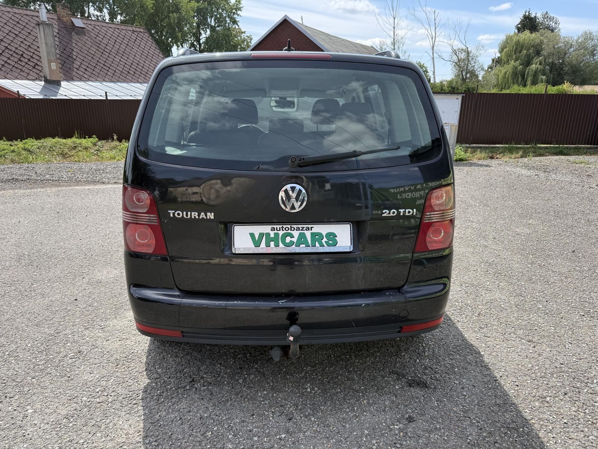 Volkswagen Touran, 2,0TDI - fotka 6