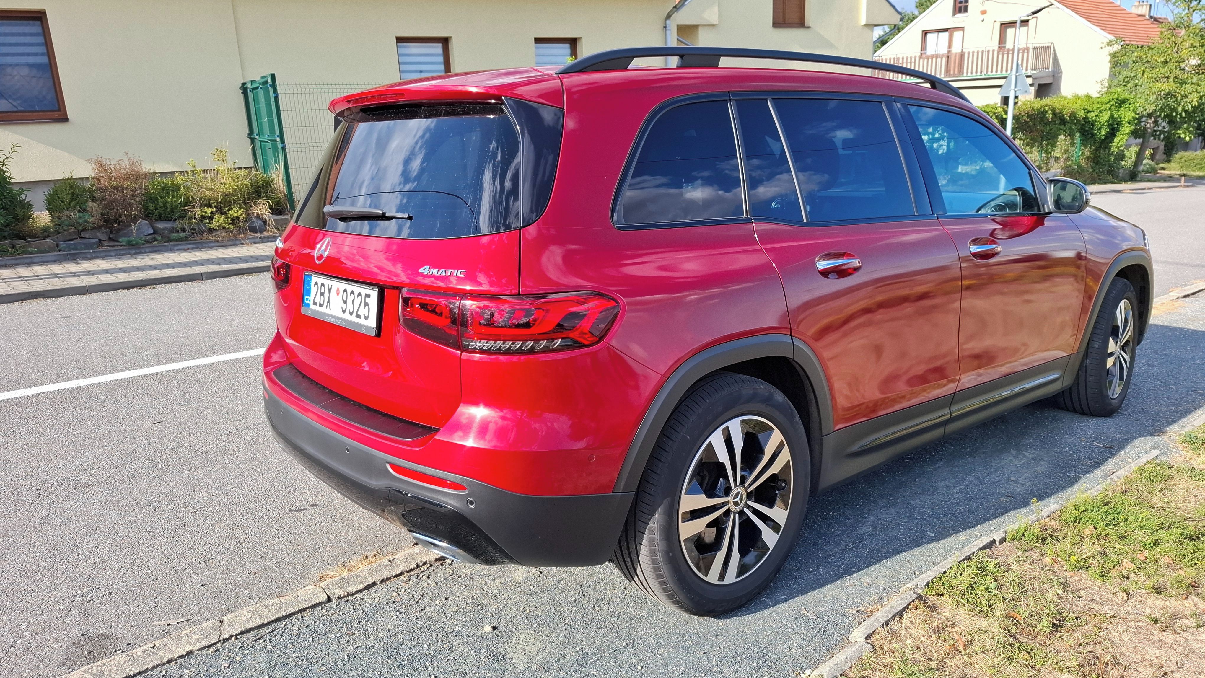 Mercedes-Benz GLB, CZ, záruka, nez.topení, 4MATIC - fotka 4