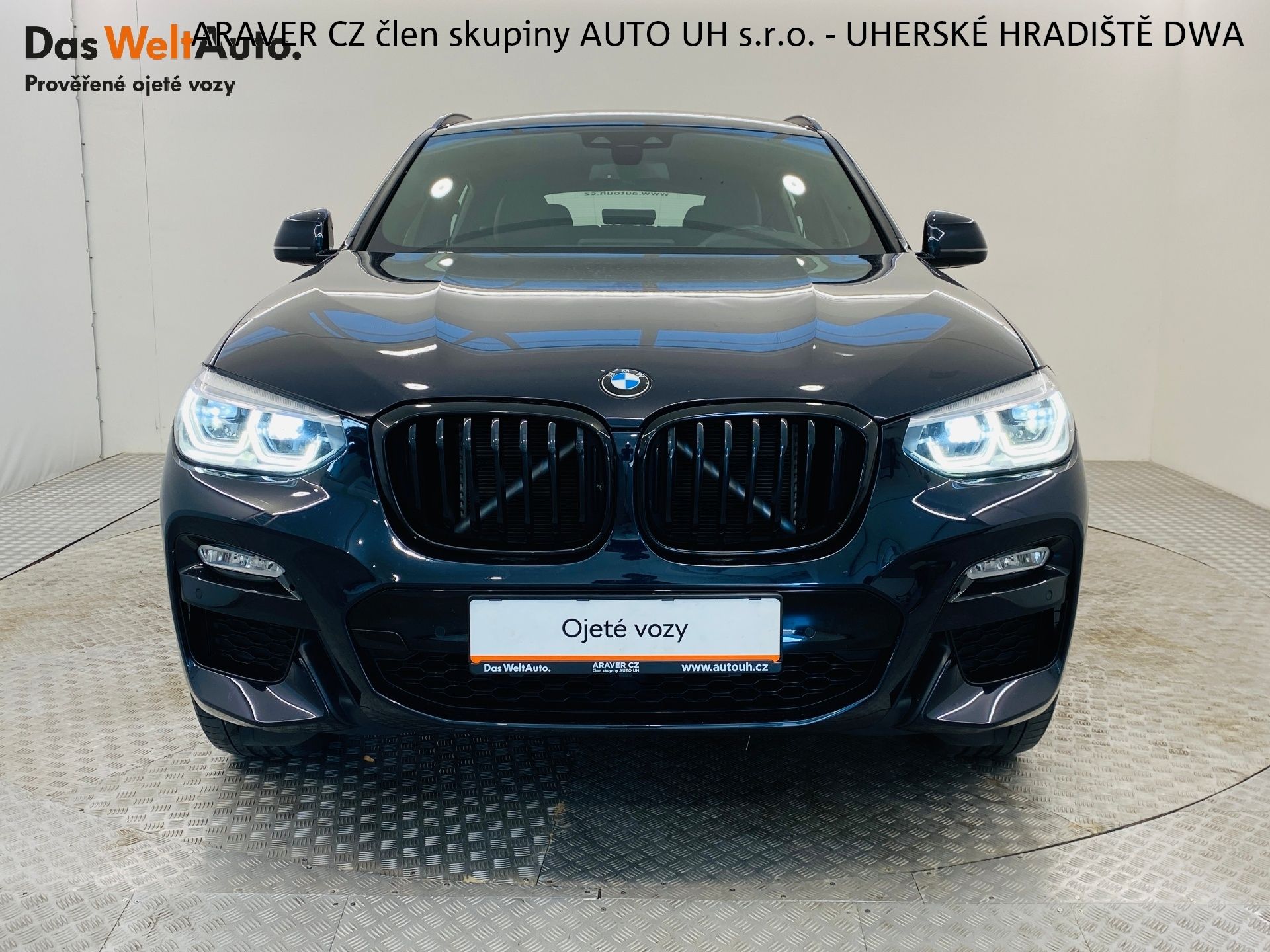 BMW X4, 30i 185kw - fotka 4