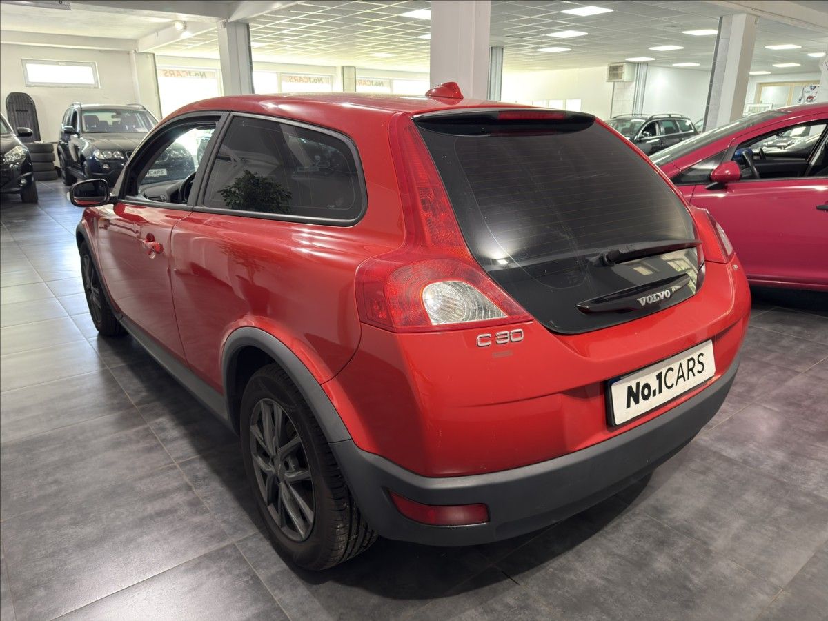 Volvo C30, 1,8   i KLIMATIZACE SERVIS ALU - fotka 4