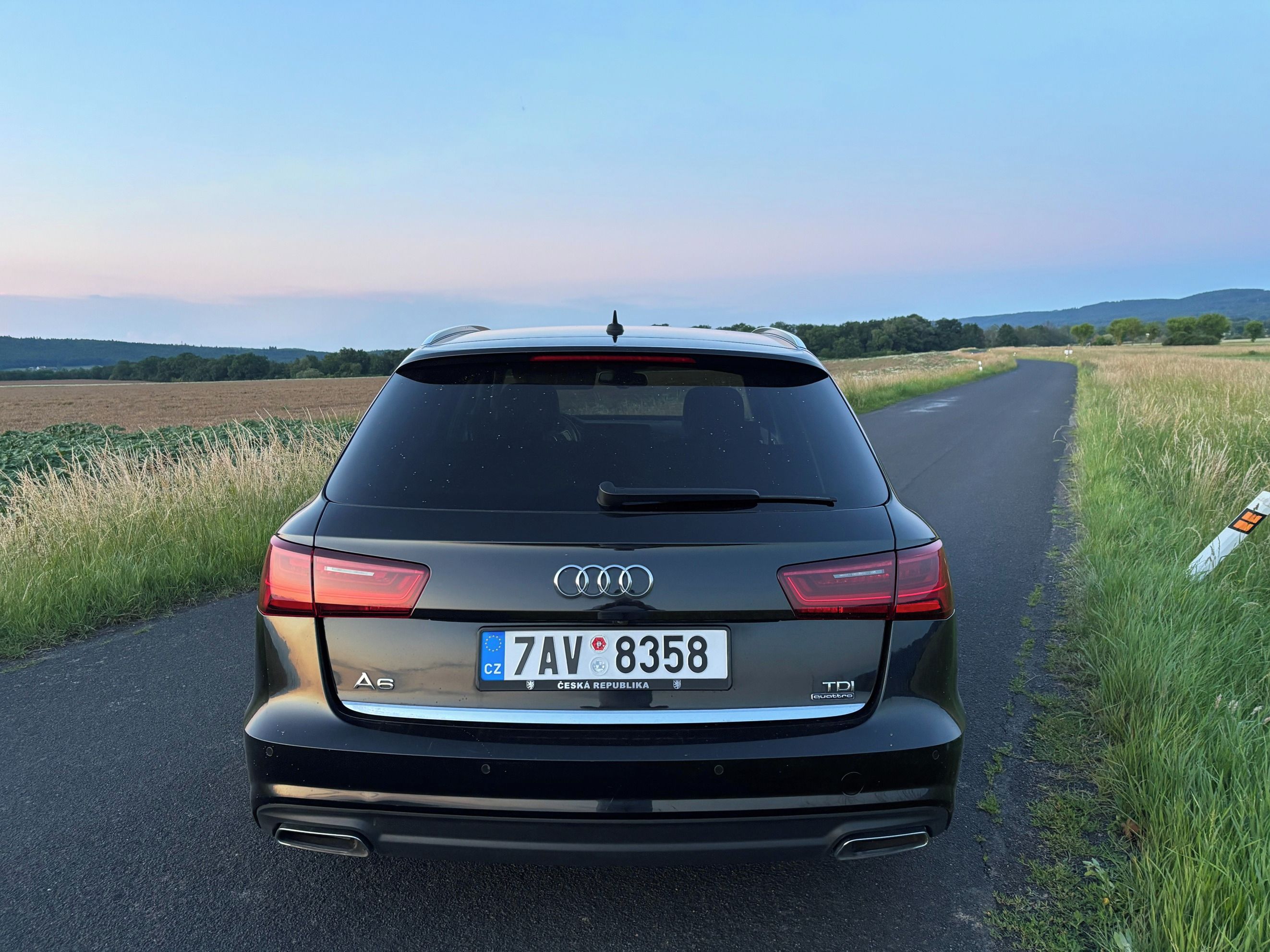 Audi A6 Avant, s-line - fotka 2