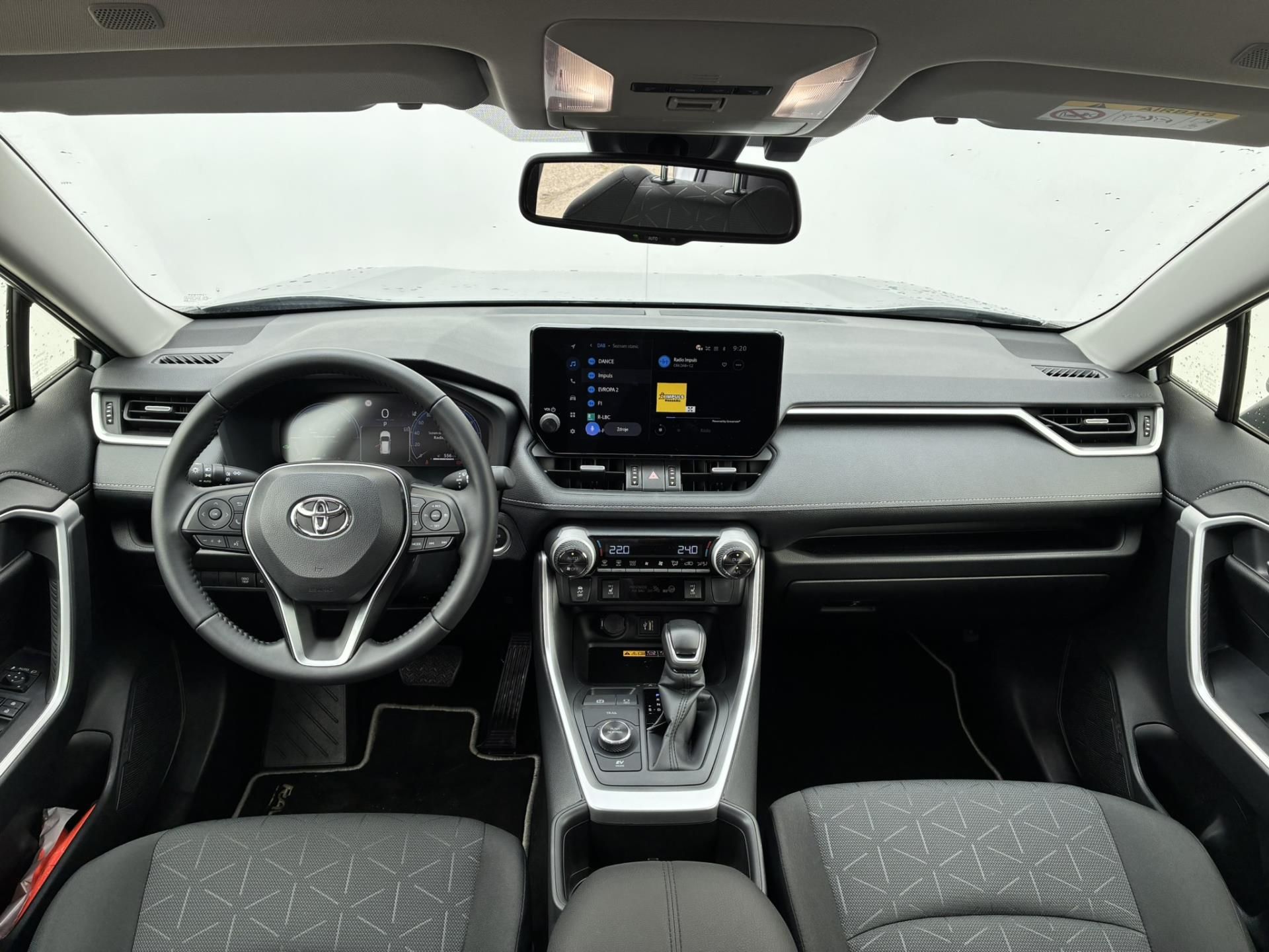 Toyota Rav4, 2.5 HSD e-CVT AWD Comfort Styl - fotka 5