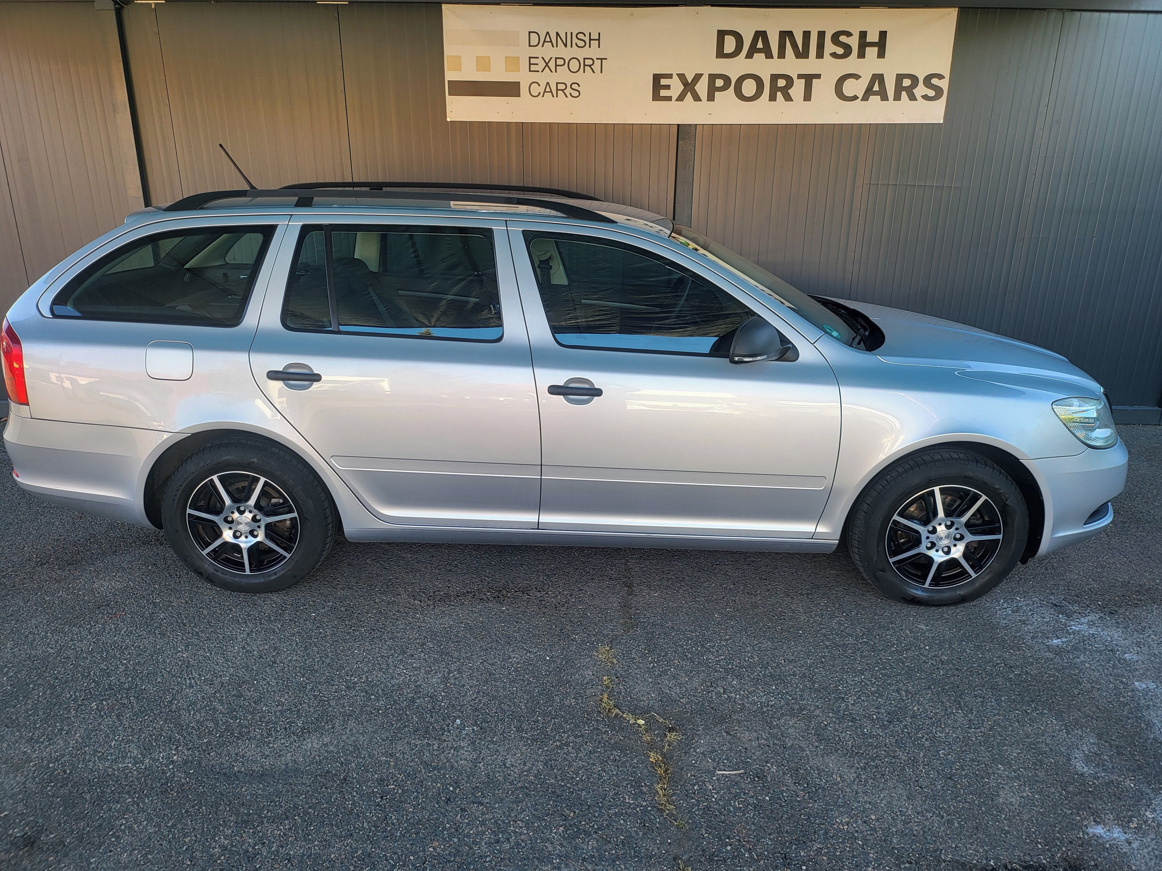 Škoda Octavia, 1.4 TSI PRAVIDELNÝ SERVIS - fotka 5