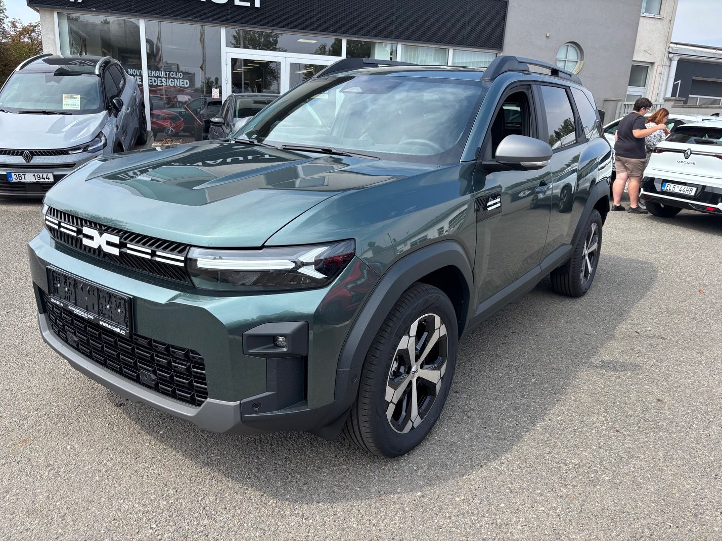 Dacia Bigster, Journey Hybrid 155