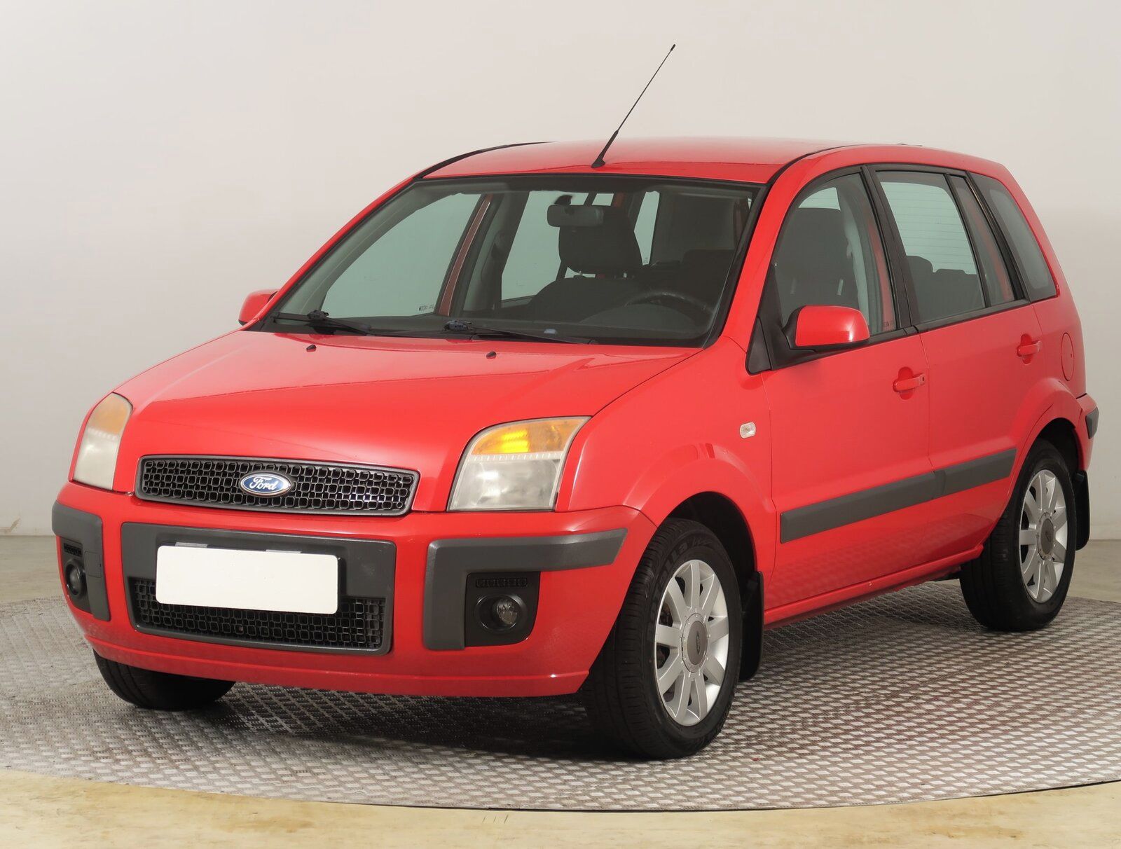 Ford Fusion, 1.4, Tažné, Automatická klima - fotka 2