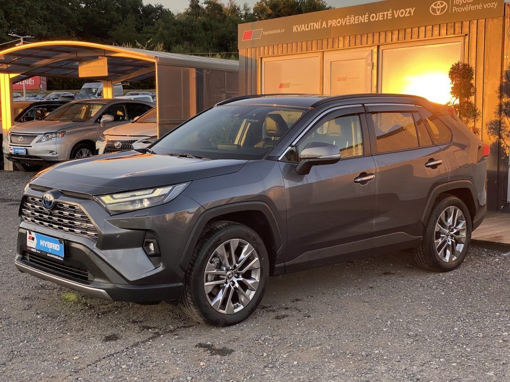 Toyota Rav4, 2.5HSD, ČR, Executive, 4x4 - fotka 4