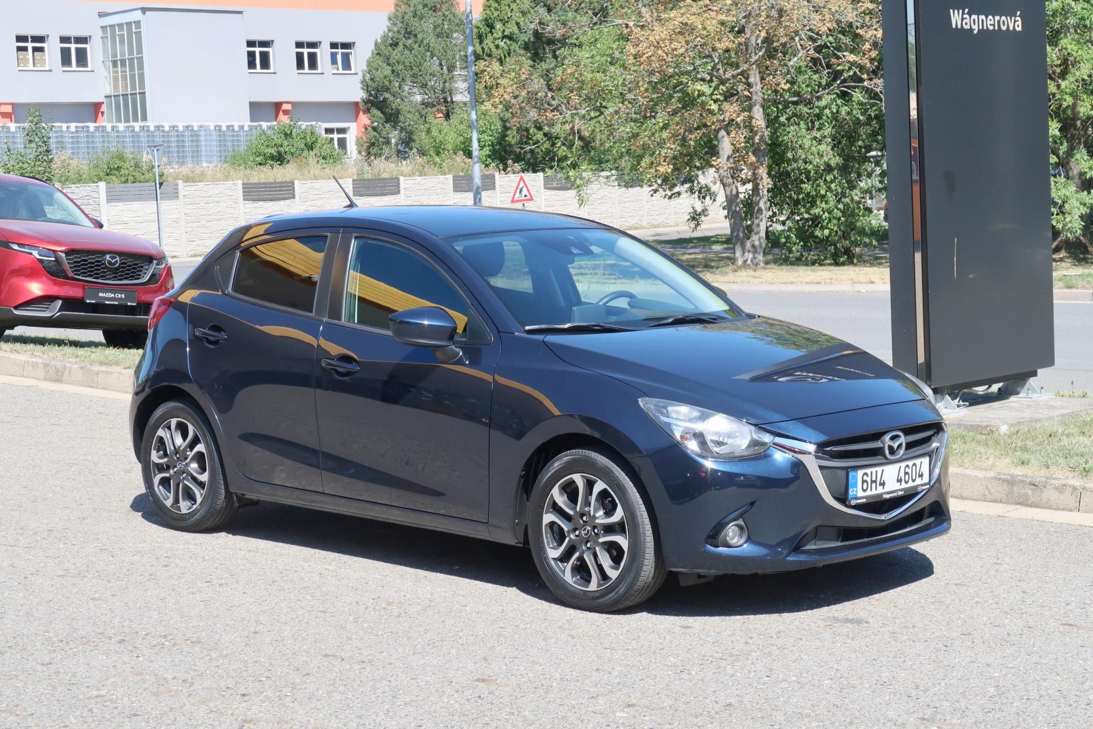 Mazda 2, 1,5 G90 Takumi Navi, ČR, tažné - fotka 2