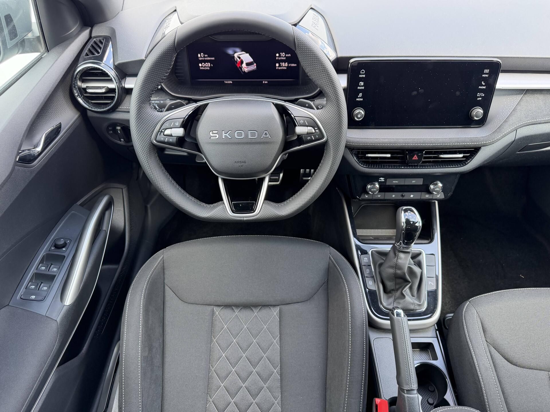 Škoda Fabia, Dynamic 7DSG 1,0TSI - fotka 4