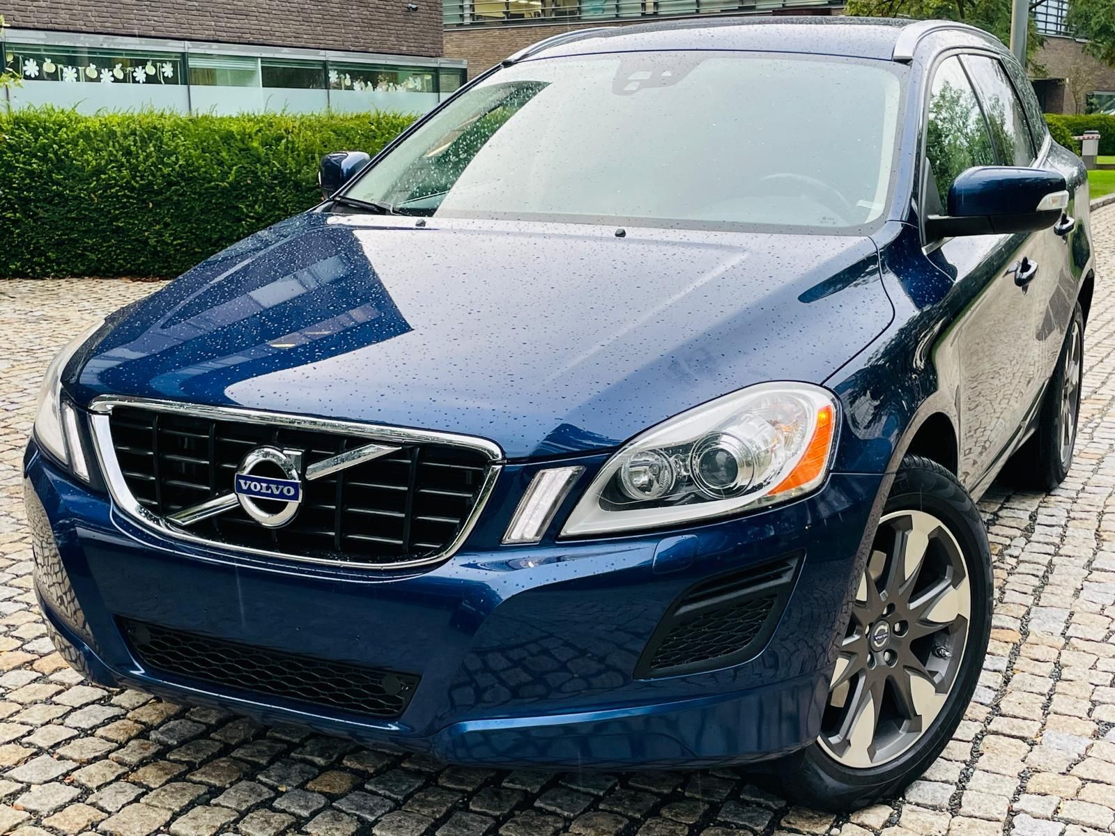 Volvo XC60, 2.4D5 5V 4x4 AUT TAŽNÉ SERVISK