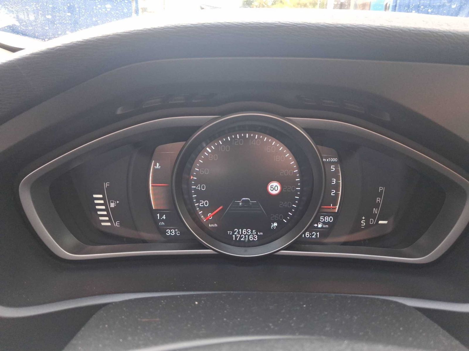 Volvo V40, 2.0 D3, Automat, Serv.kniha - fotka 3