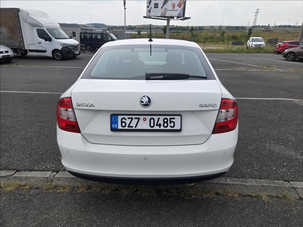 Škoda Rapid, 1,2 TSI  AMBIENTE - fotka 6