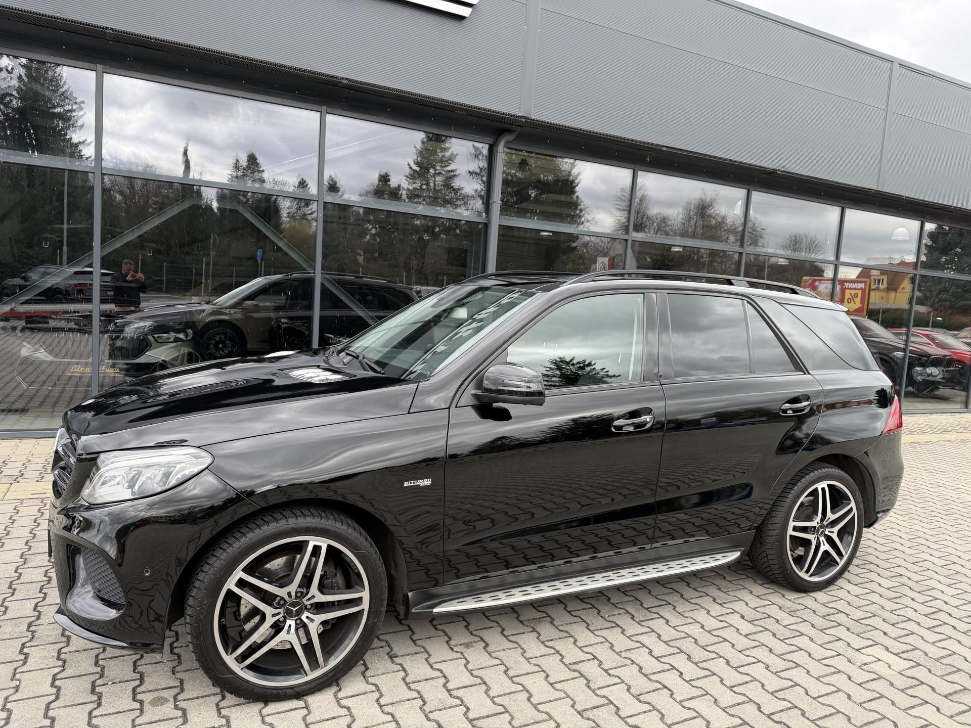 Mercedes-Benz GLE, 43 AMG 287kW 4 MATIC PANORAMA! - fotka 3