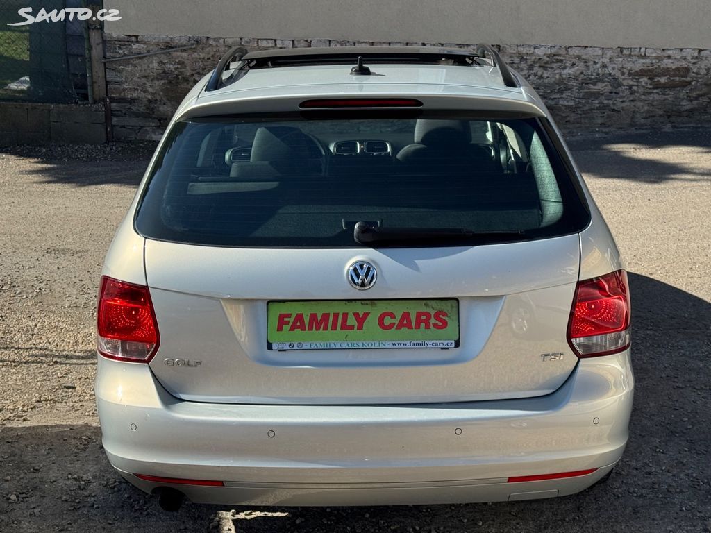 Volkswagen Golf, 1.2,AUTOMAT,SERVIS.KN,PANORAMA - fotka 5