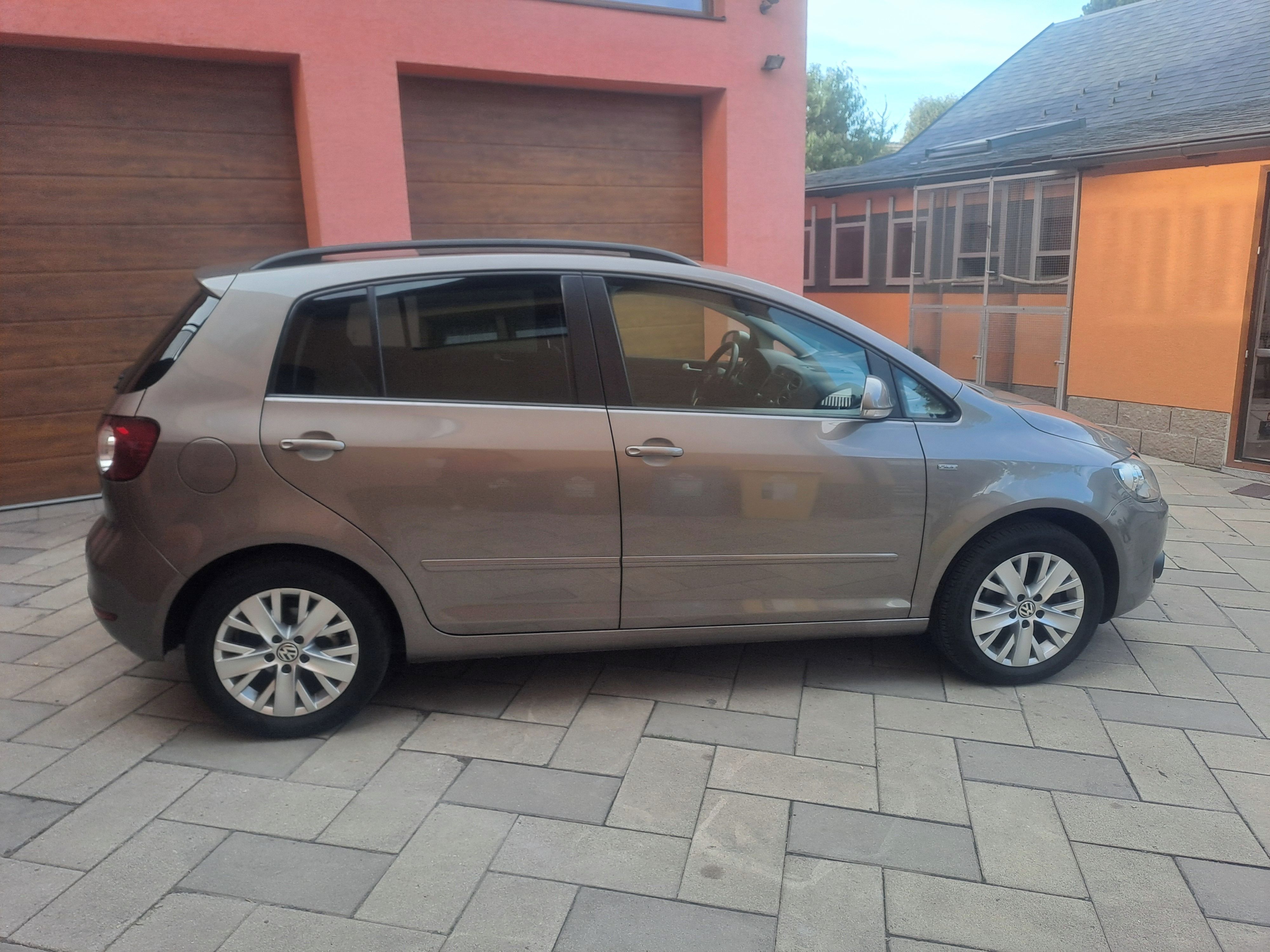 Volkswagen Golf Plus, VW GOLF 6 PLUS 1,2 tsi 2013 - fotka 6