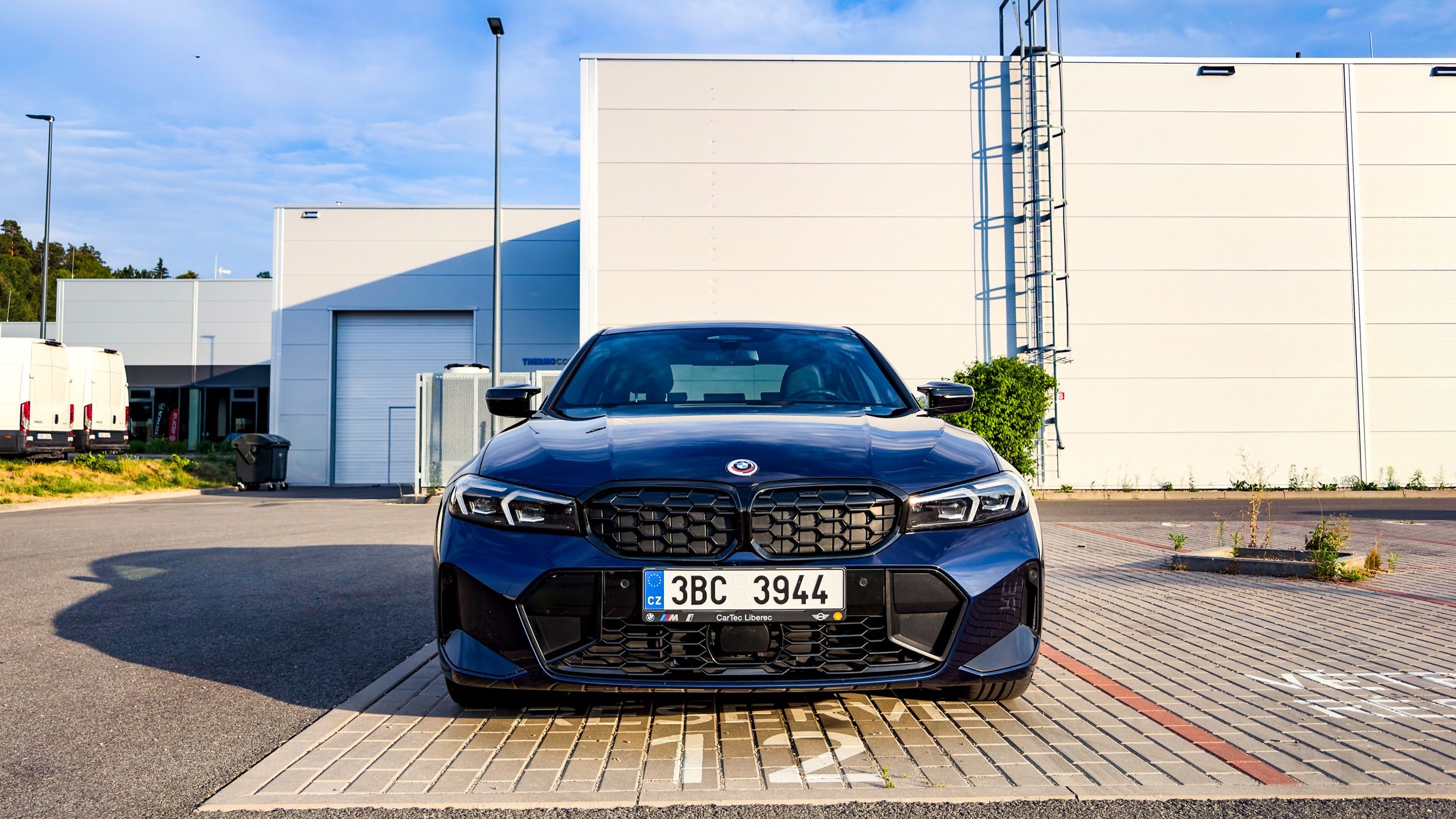 BMW Řada 3, BMW M340i xDrive Tanzanite - fotka 2