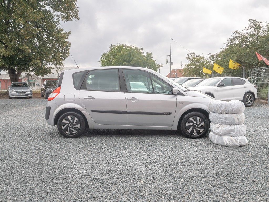 Renault Scénic, 1.6i 16V 82KW – 2x KOLA - fotka 4