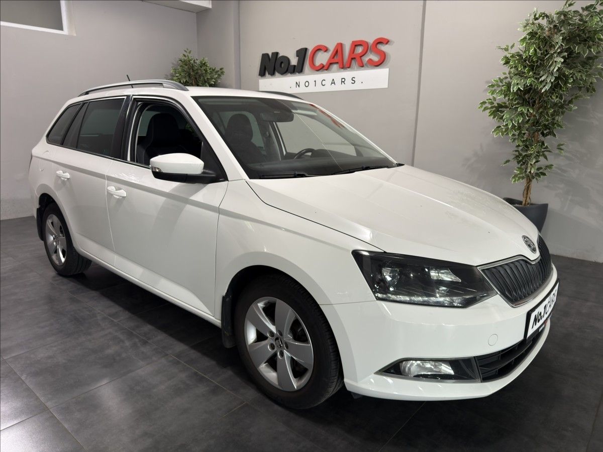 Škoda Fabia, 1,2   TSI SPORT VÝHŘEV SEDADEL - fotka 2