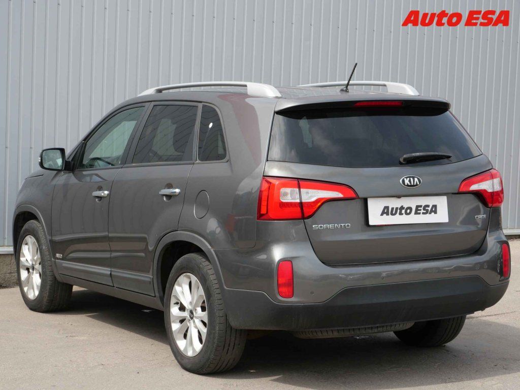 Kia Sorento, 2.2CRDi,2.maj,ČR,AT - fotka 6