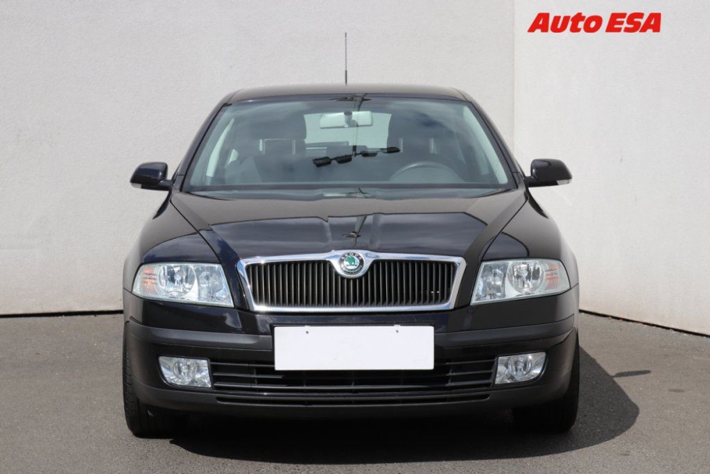 Škoda Octavia, 1.6 MPi - fotka 2