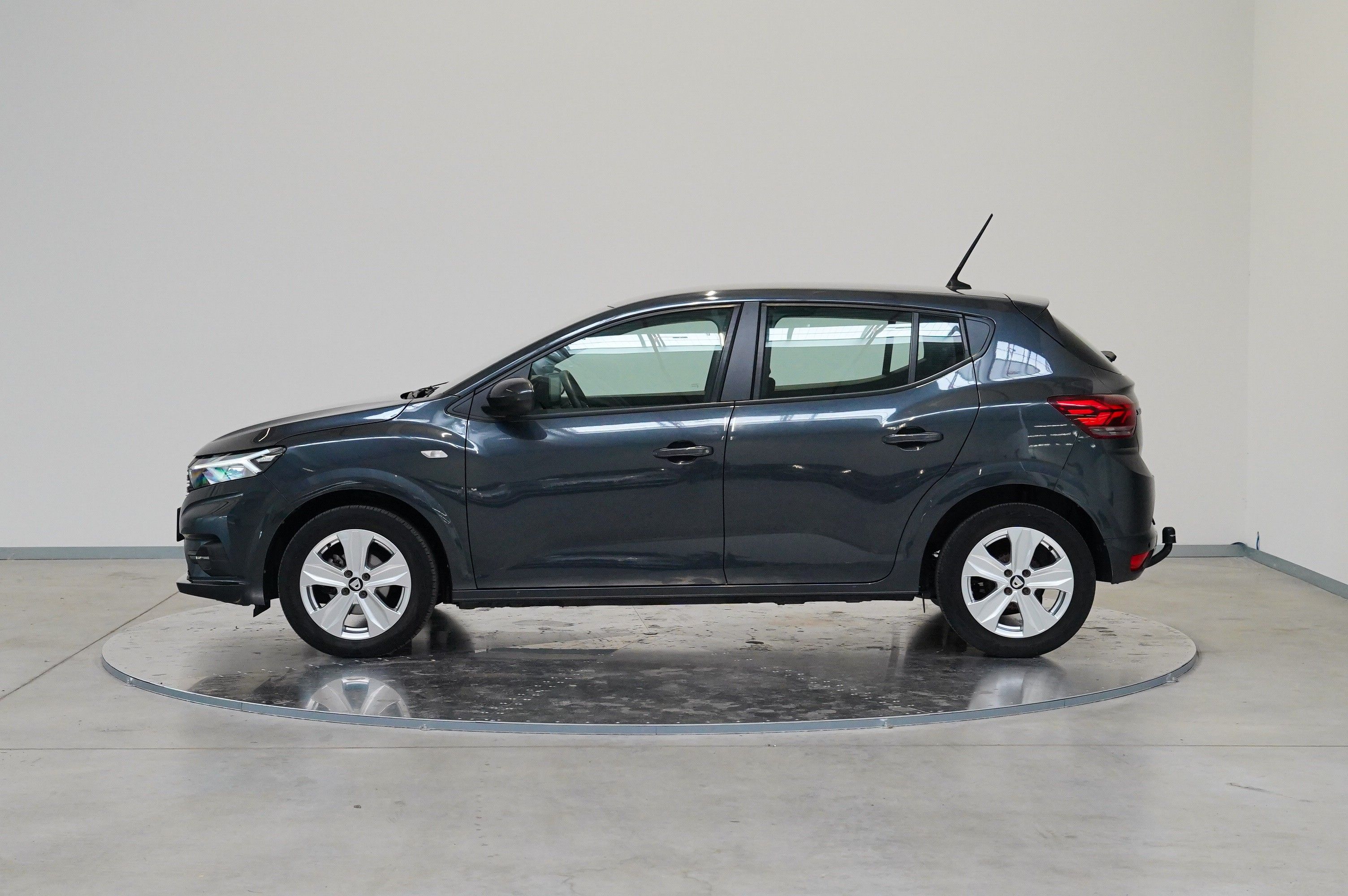 Dacia Sandero, 1.0 TCe 67 kW Comfort - fotka 3