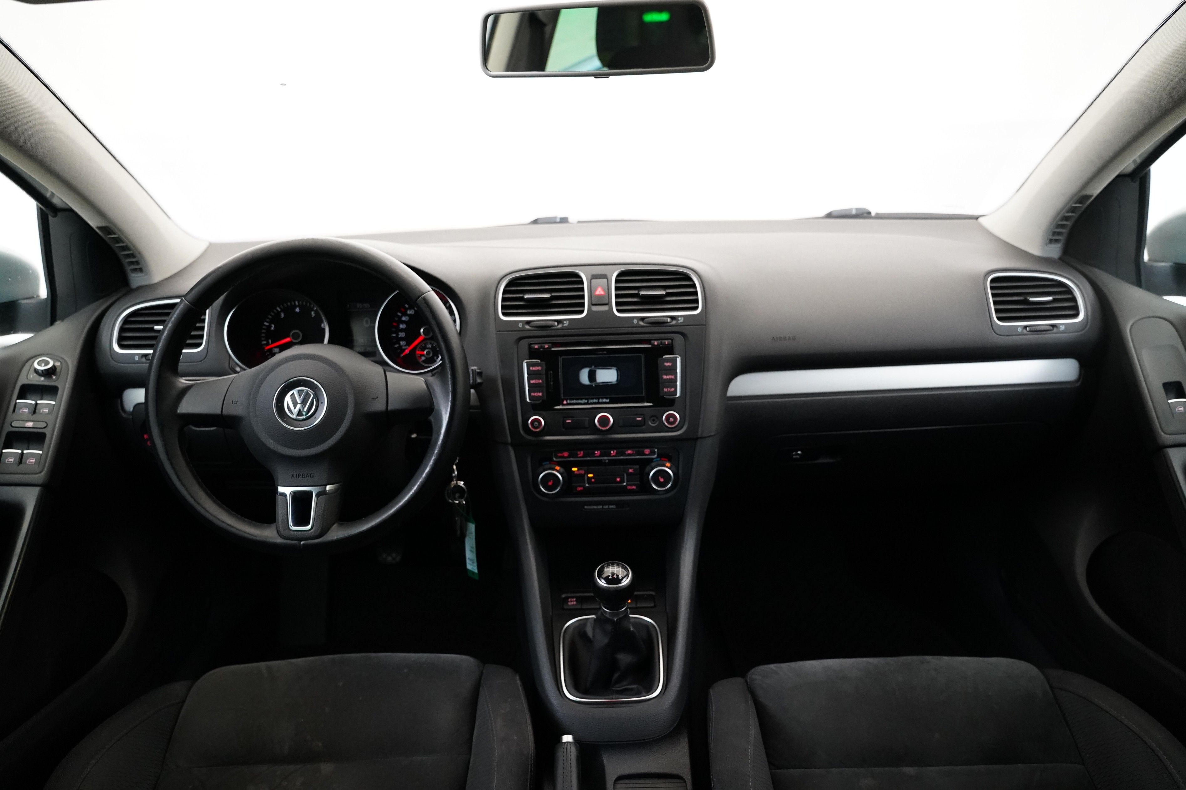 Volkswagen Golf, 1.4 TSI 90 kW Highline - fotka 5