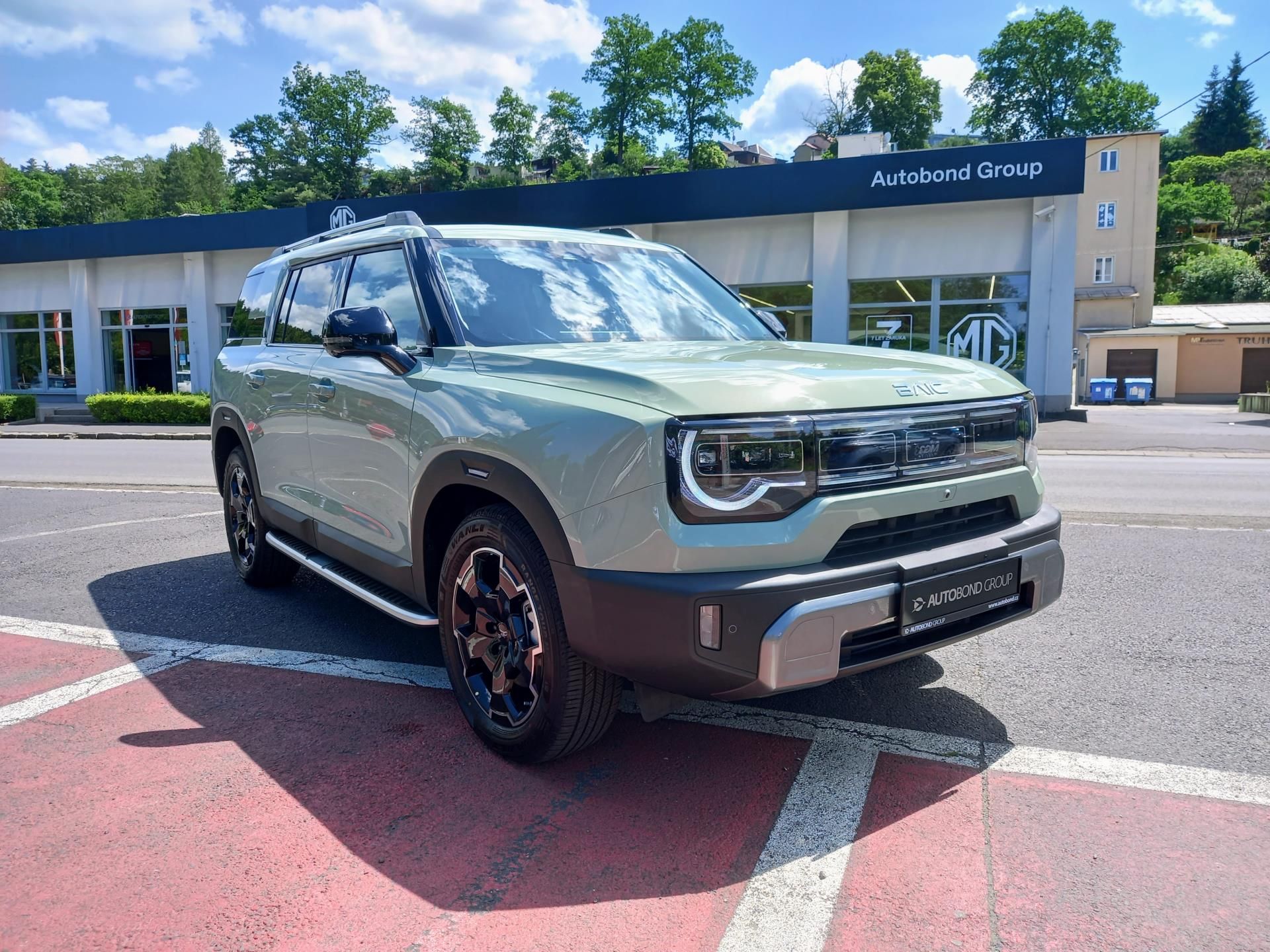 BAIC BJ30, ALL IN 1.5T 298kW HEV 4x4 - fotka 3