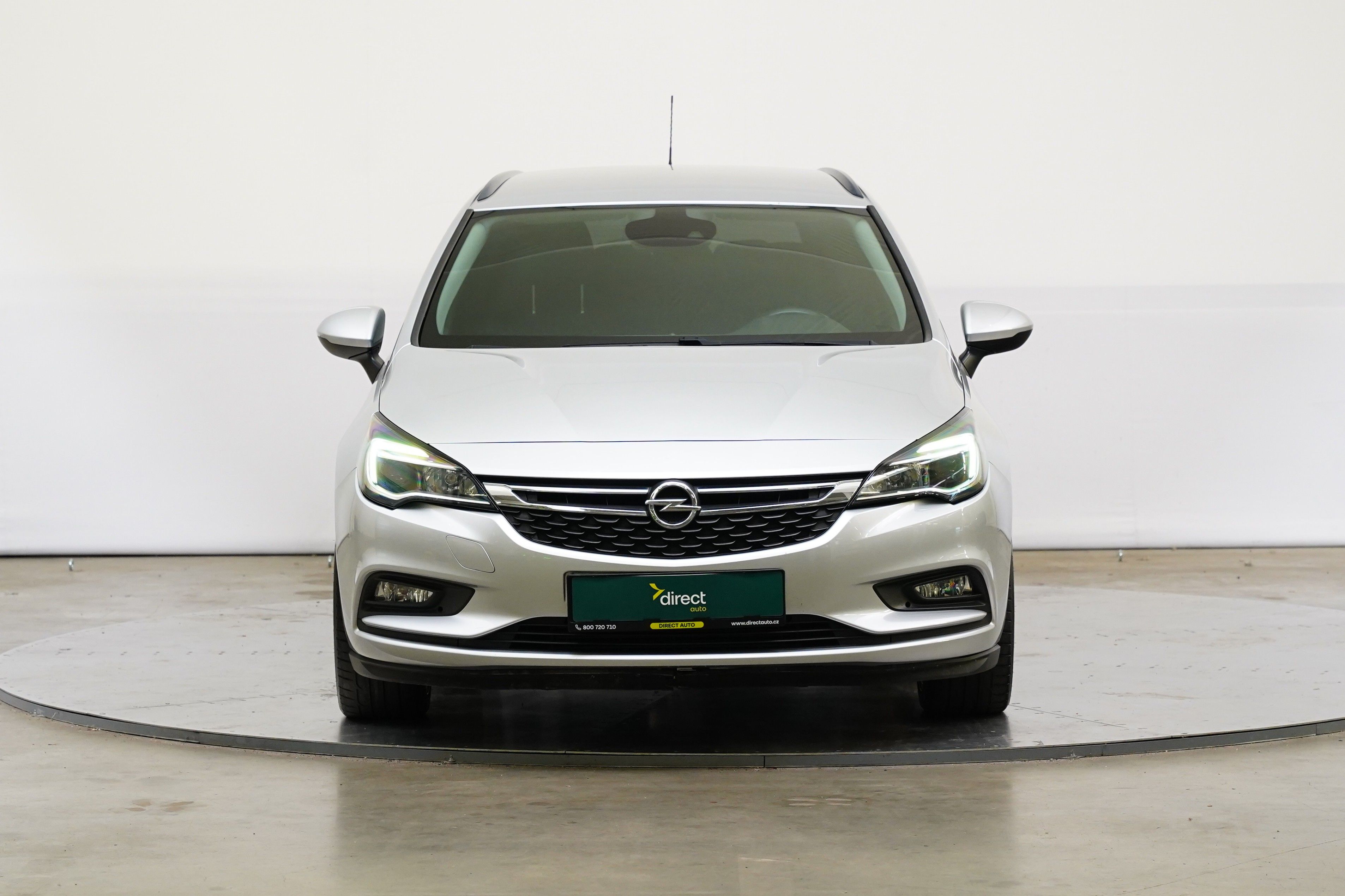 Opel Astra, 1.6 CDTI 81 kW DPF Edition - fotka 4
