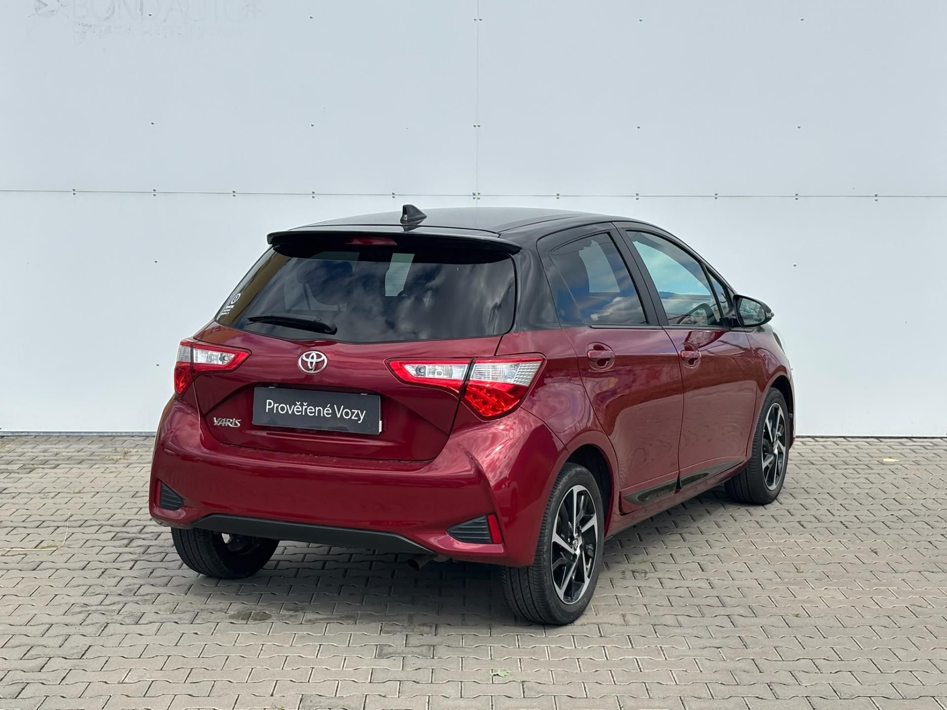 Toyota Yaris, 1.5 VVT-i Selection Smart AT - fotka 2