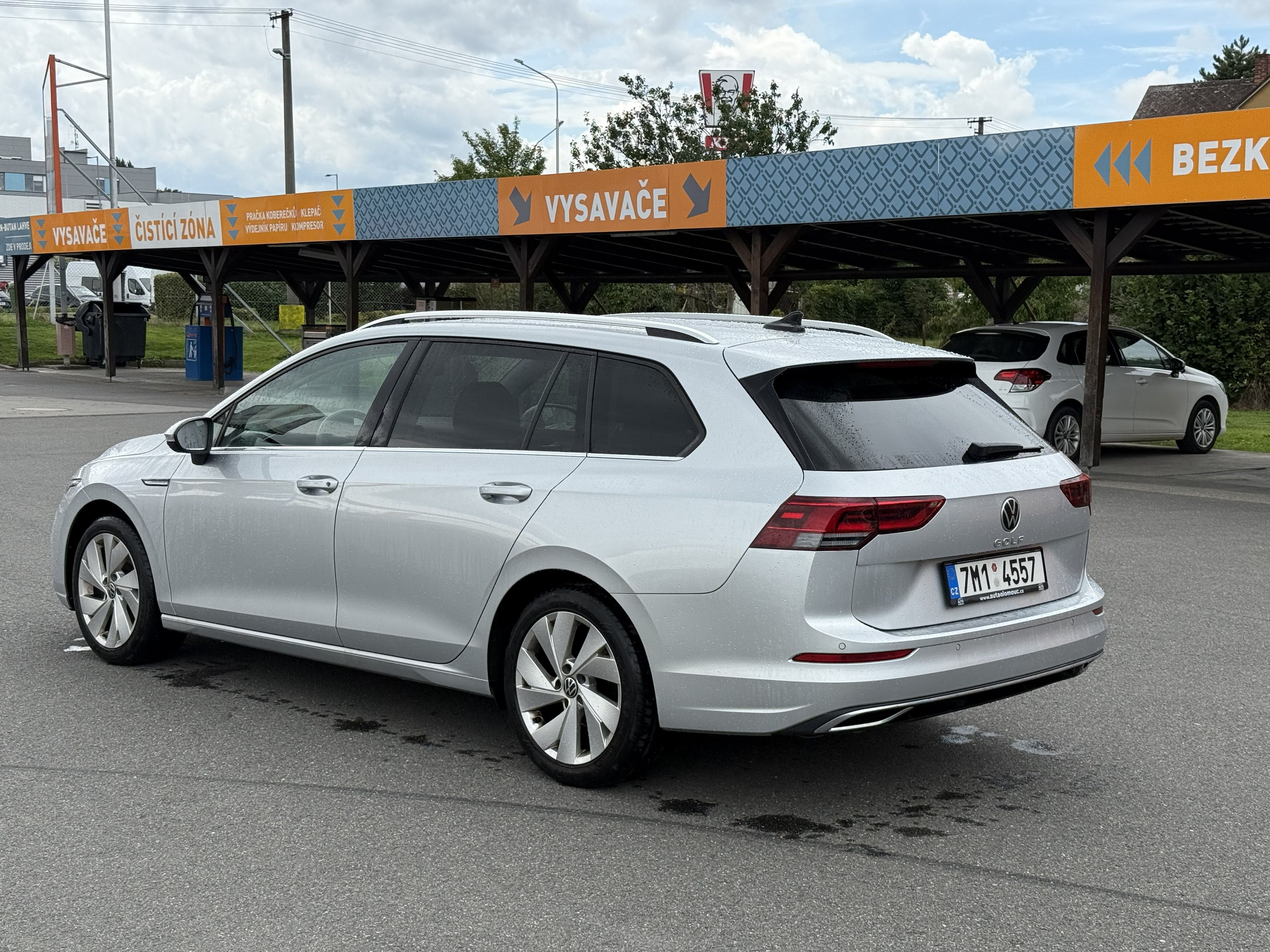 Volkswagen Golf, 1.5tsi Variant Style - fotka 5