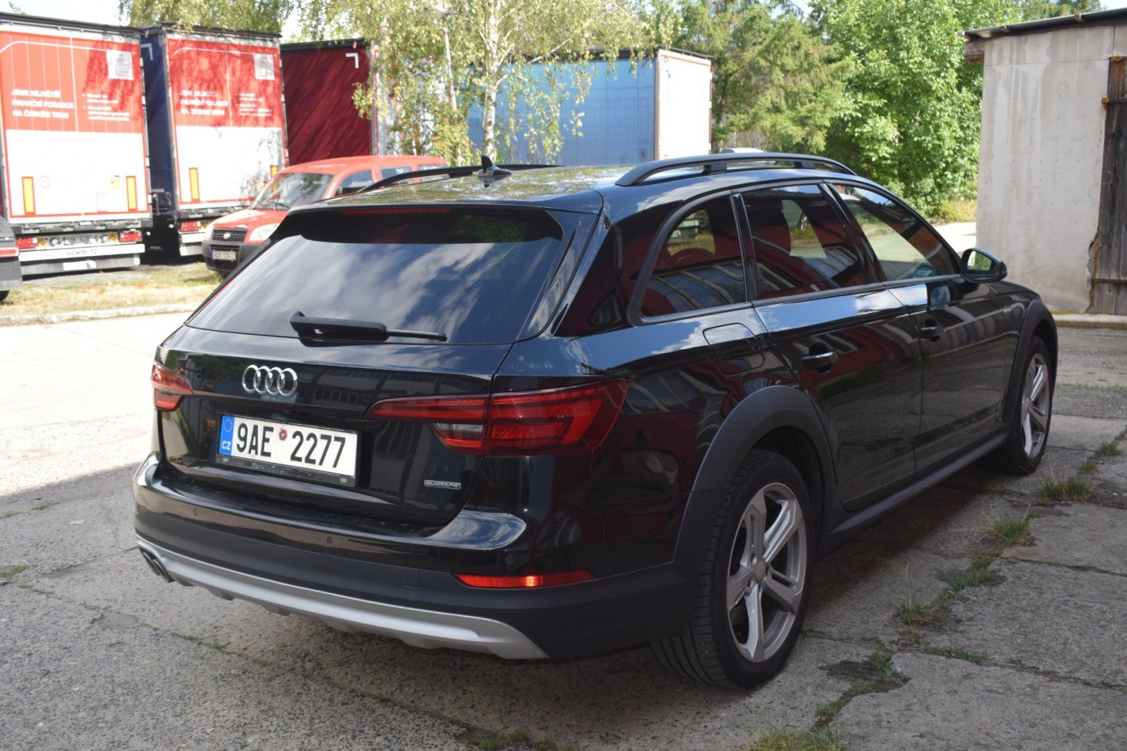 Audi A4 allroad, servis. pěkná - fotka 4