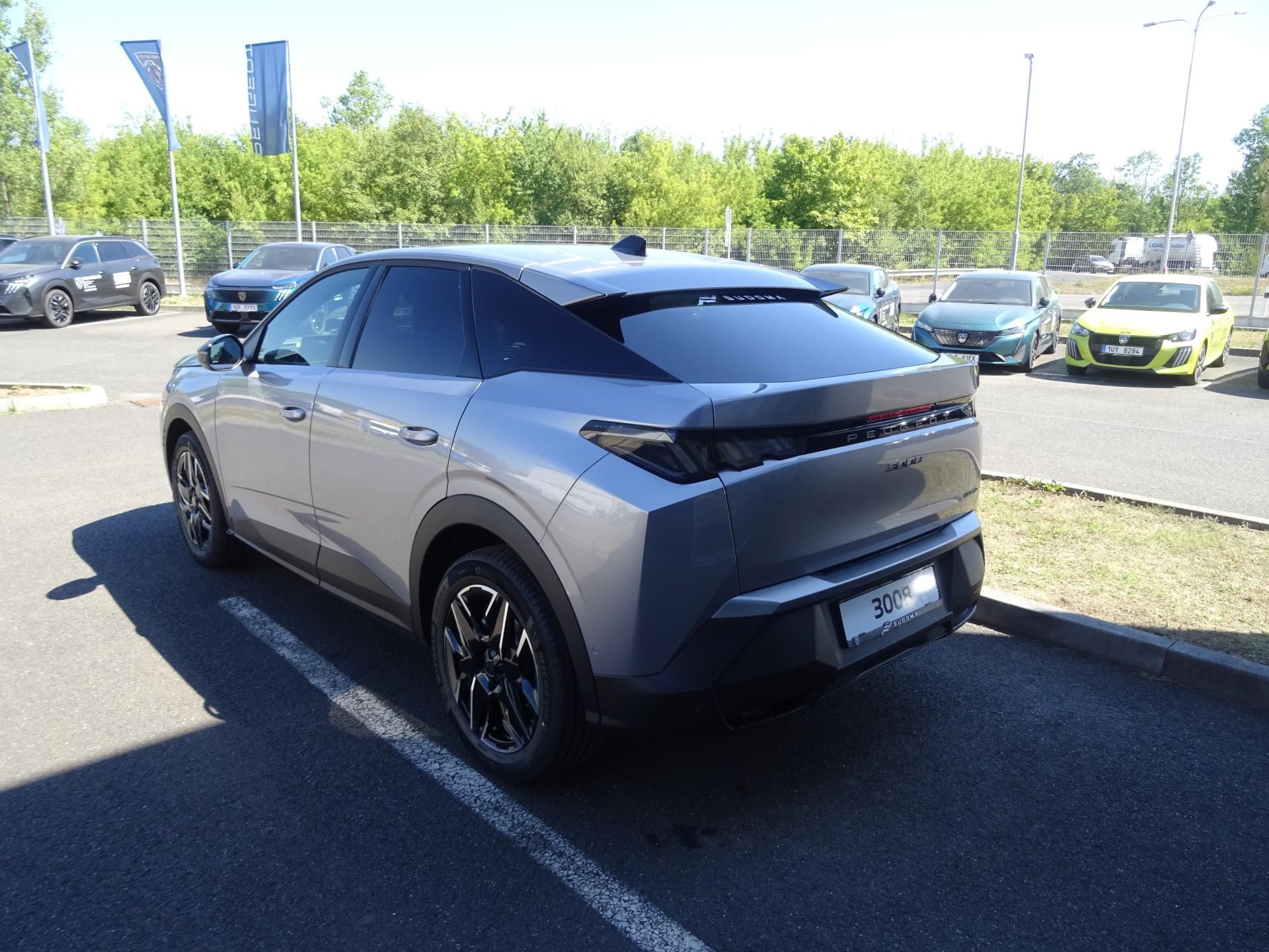 Peugeot 3008, BUSINESS Hybrid 145k e-DCS6 - fotka 5