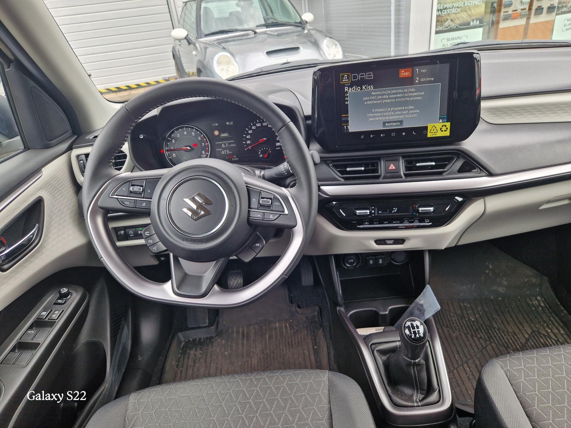 Suzuki Swift, 1,2 ELEGANCE HYBRID MY25 - fotka 5