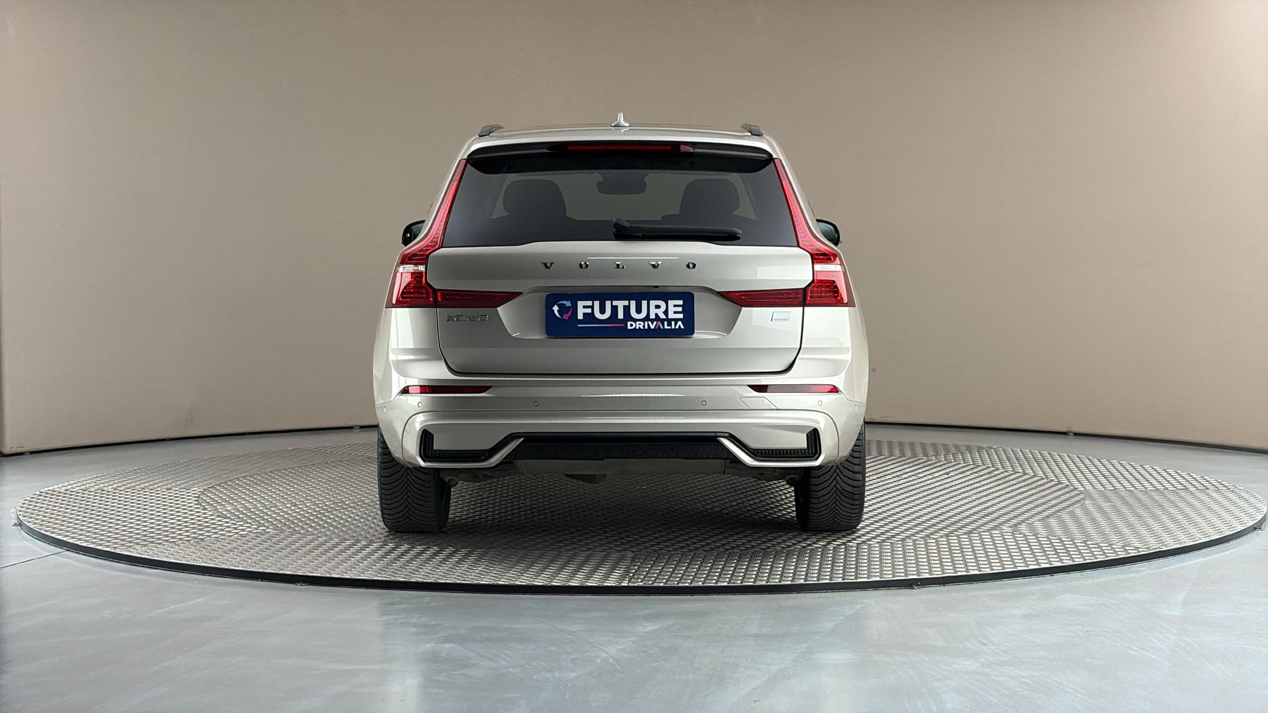 Volvo XC60, 2.0 T6 AUT AWD Recharge Inscri - fotka 5