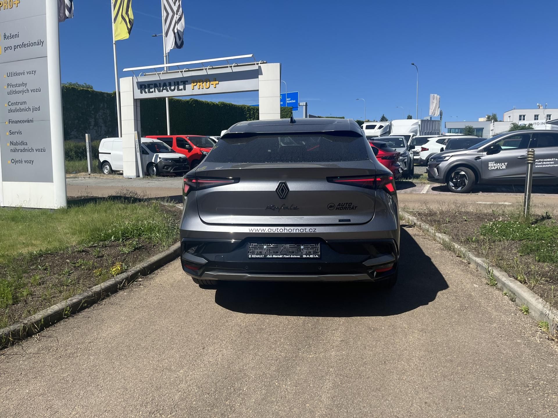 Renault Rafale, Esprit Alpine hyper hybrid 4x4 - fotka 5